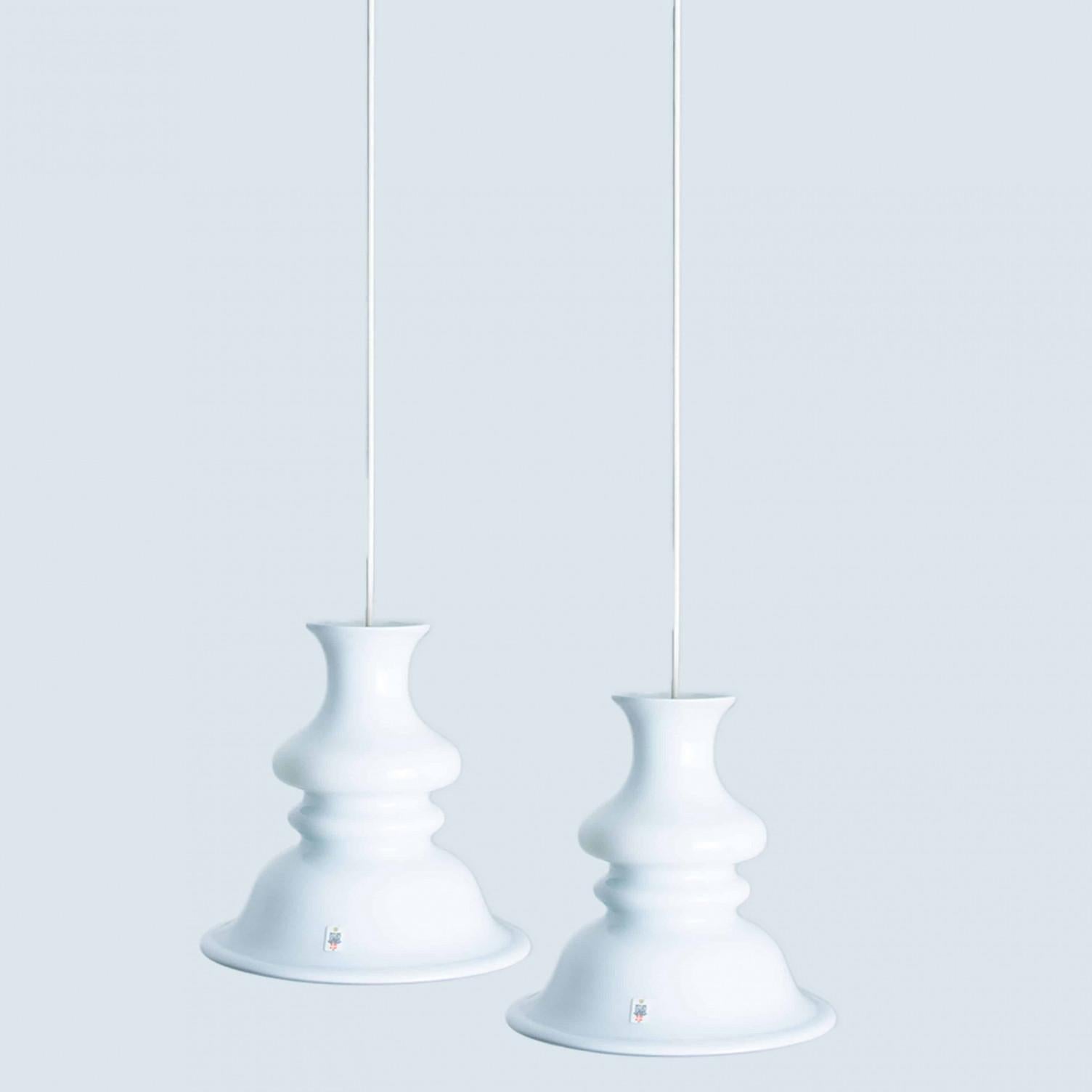 Coppia di lampade a sospensione rotonde Holmegaard Etude di Michael Bang, 1970 in vendita 12