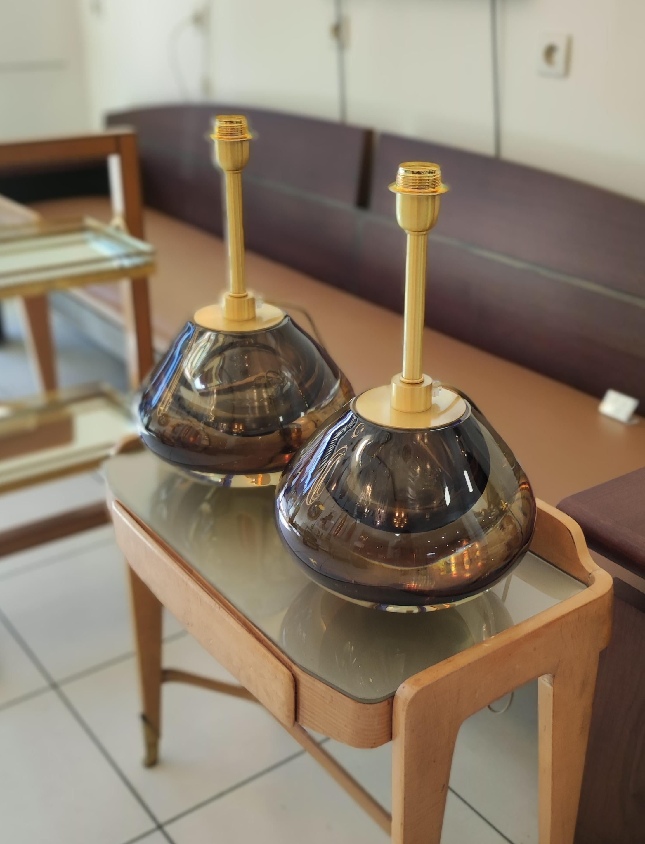 20th Century Pair of Round Italian Table Lamps in Brown/Green Murano Glass