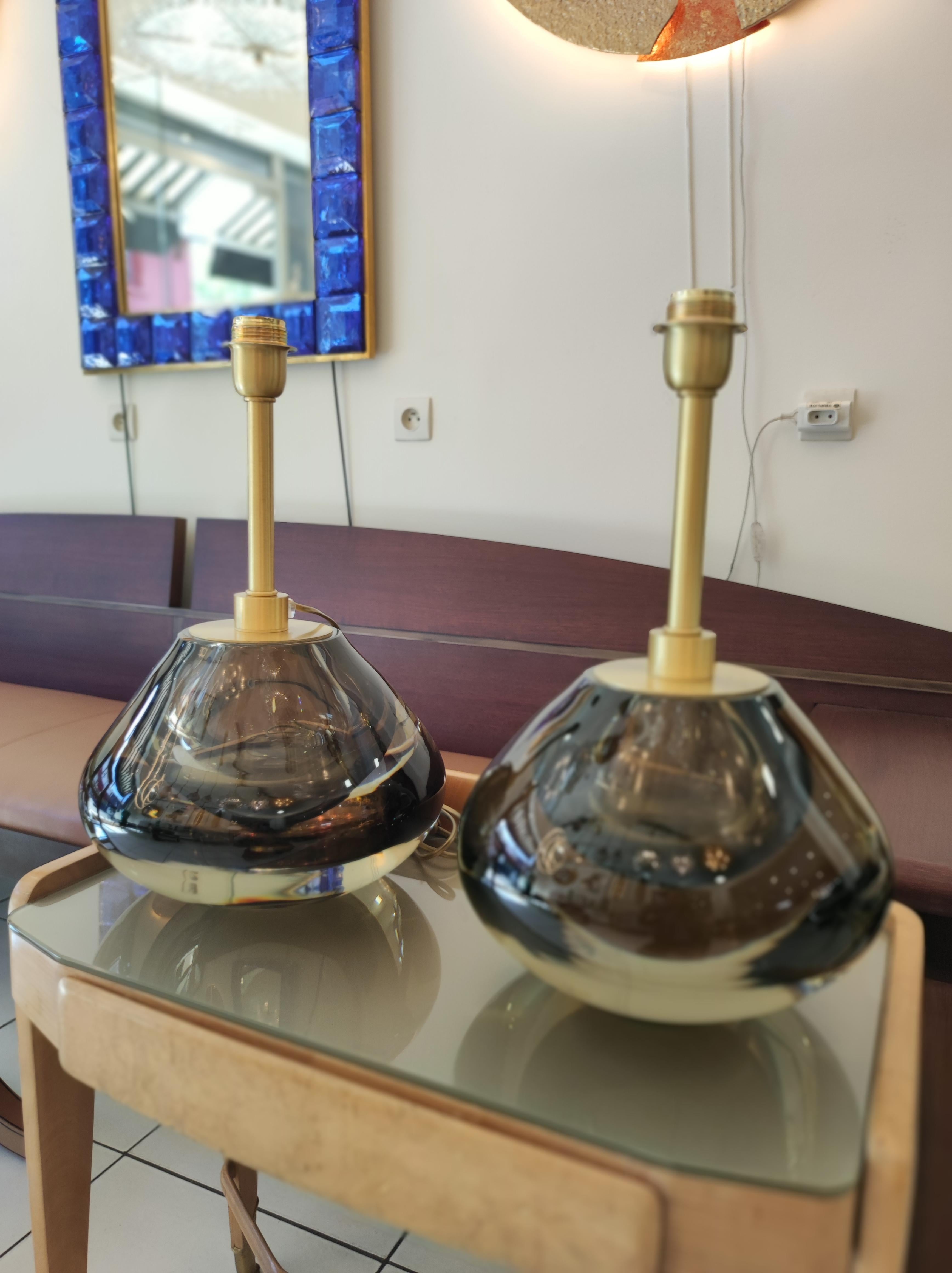 Pair of Round Italian Table Lamps in Brown/Green Murano Glass 2