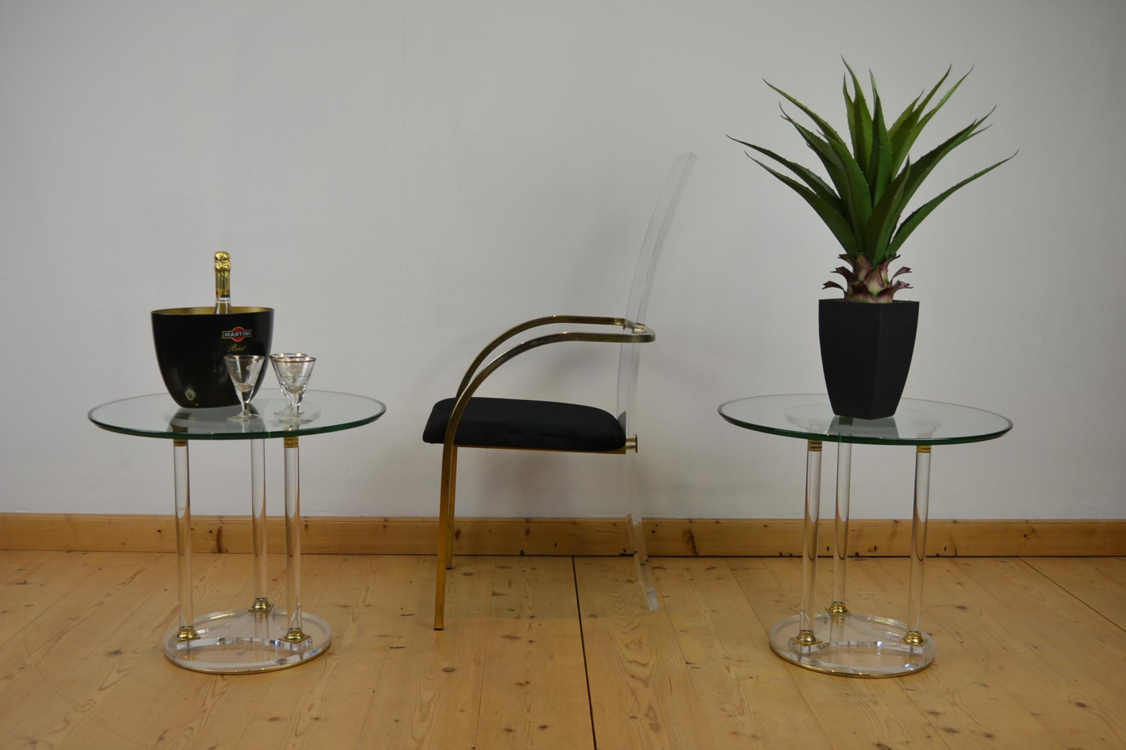 Pair of Round Lucite Side Tables, French Modern Design Tables , 1970s For Sale 5