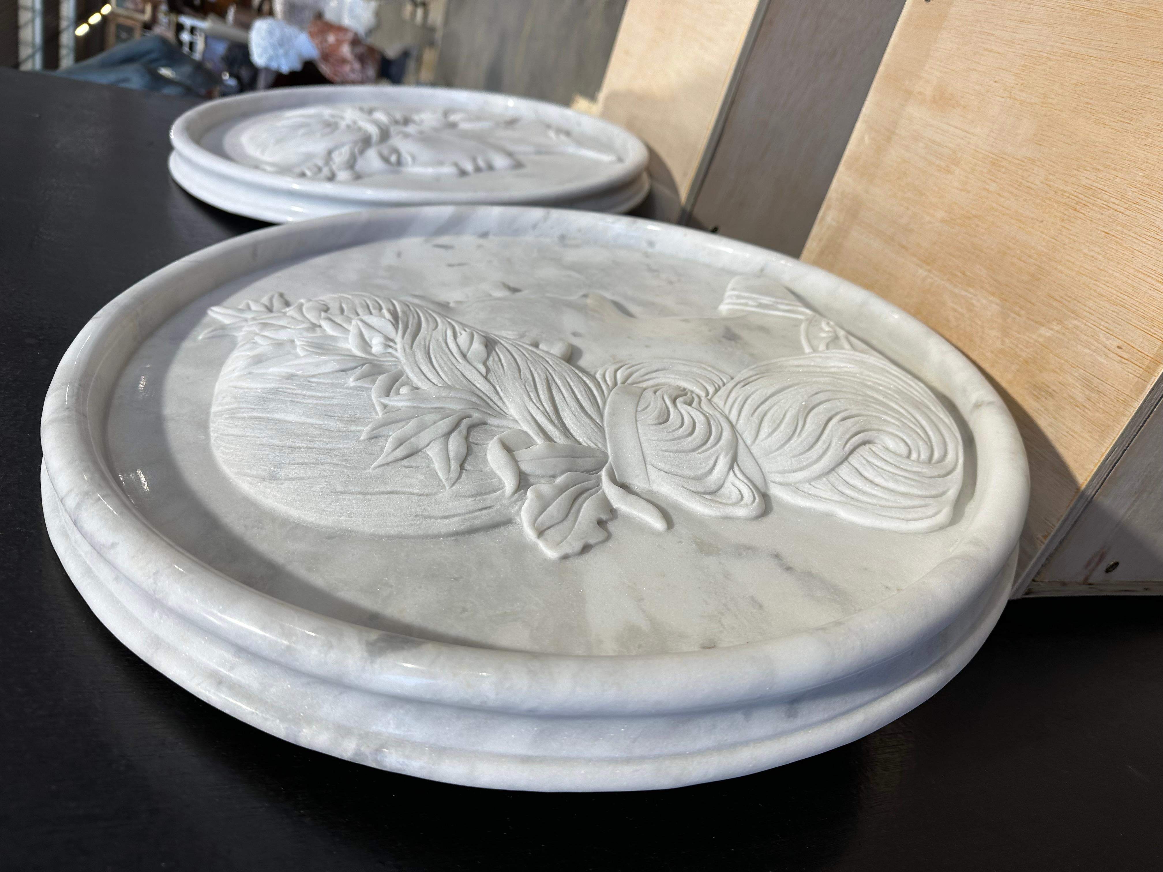 European Pair Of Round Marble Wall Reliefs/Plaques In The Classical Style