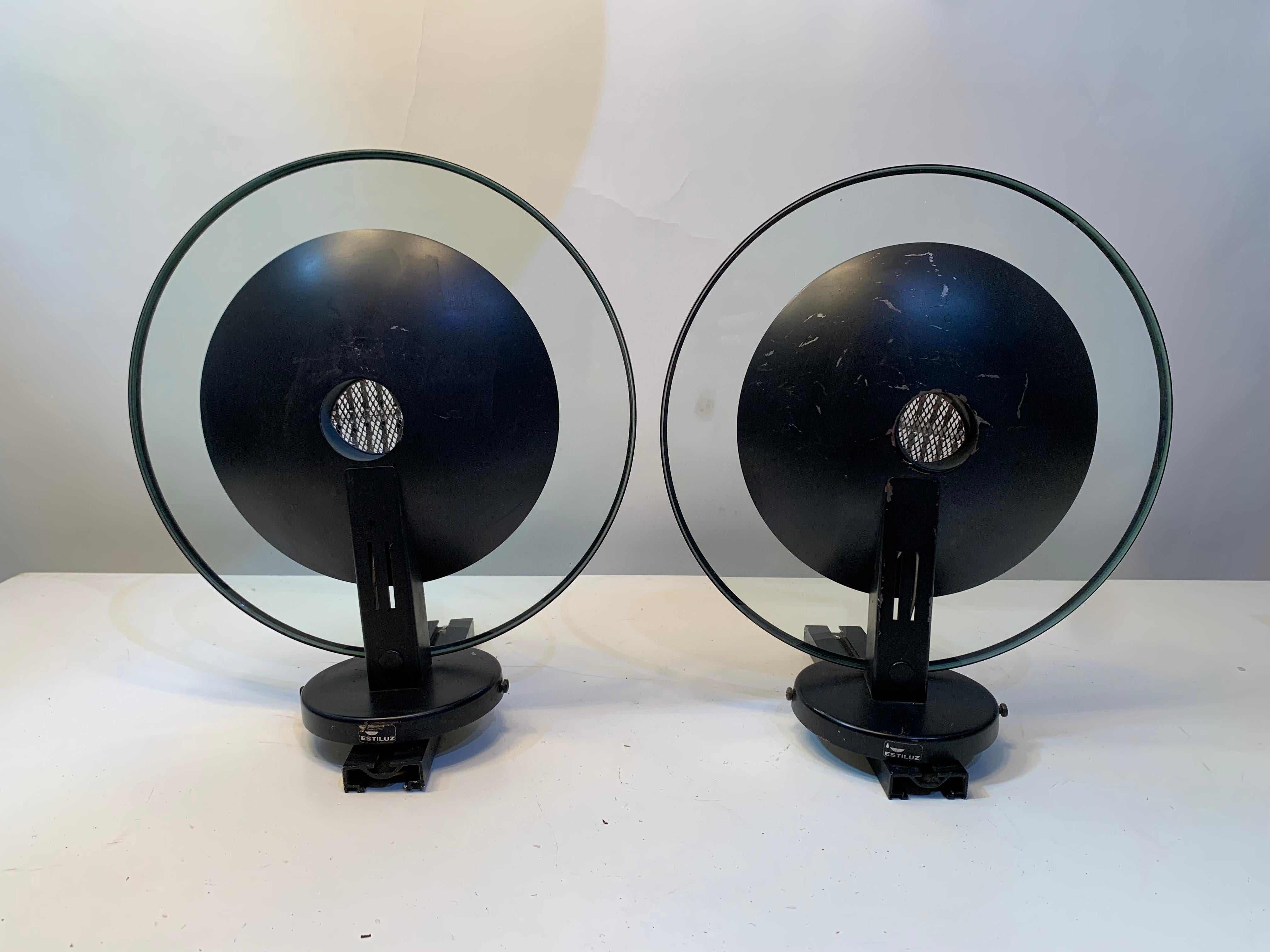 Pair of round metal black wall sconces by Etiluz For Sale 3