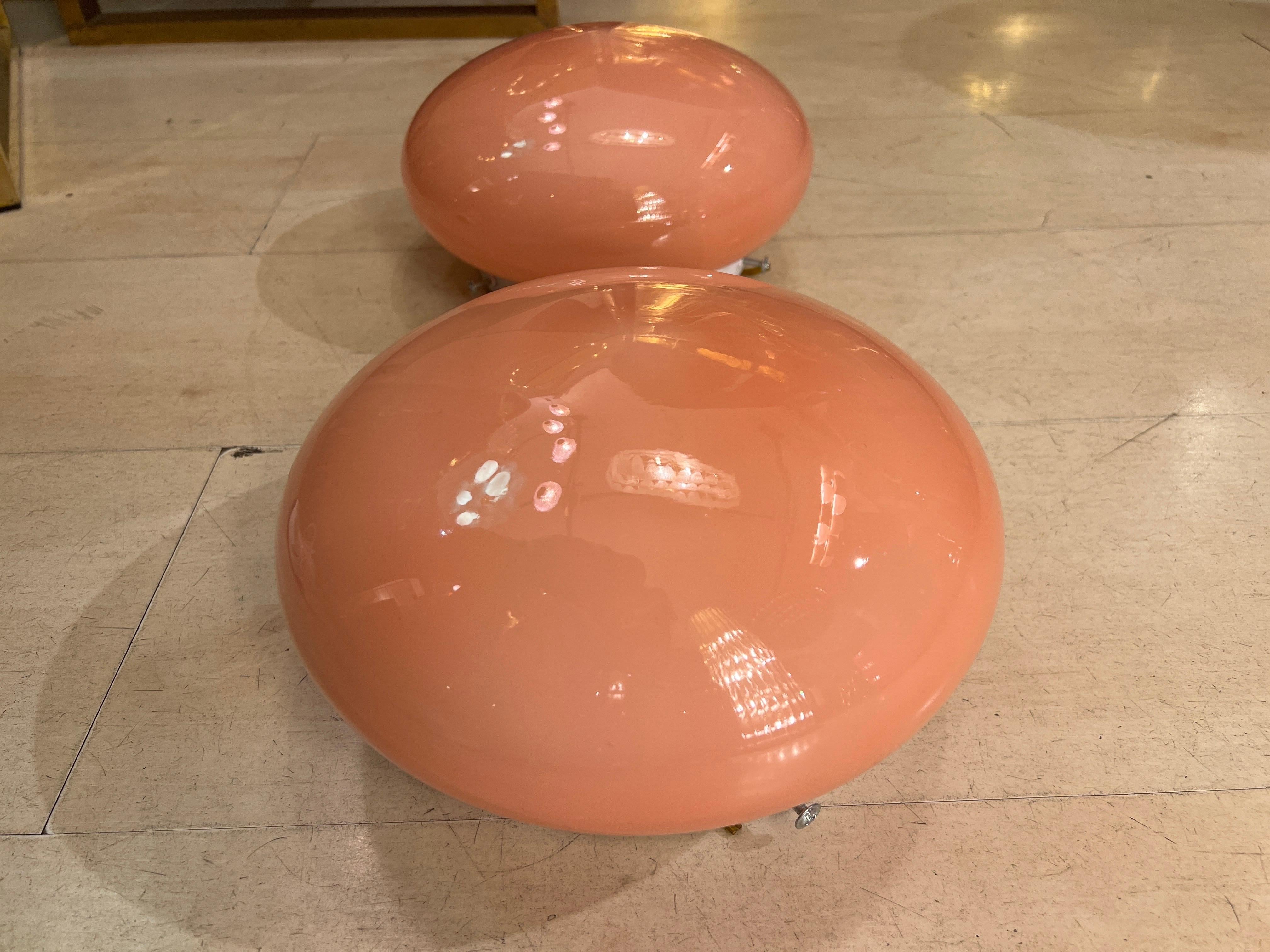 Paire d'appliques murales rondes en verre rose de Murano  1970 2