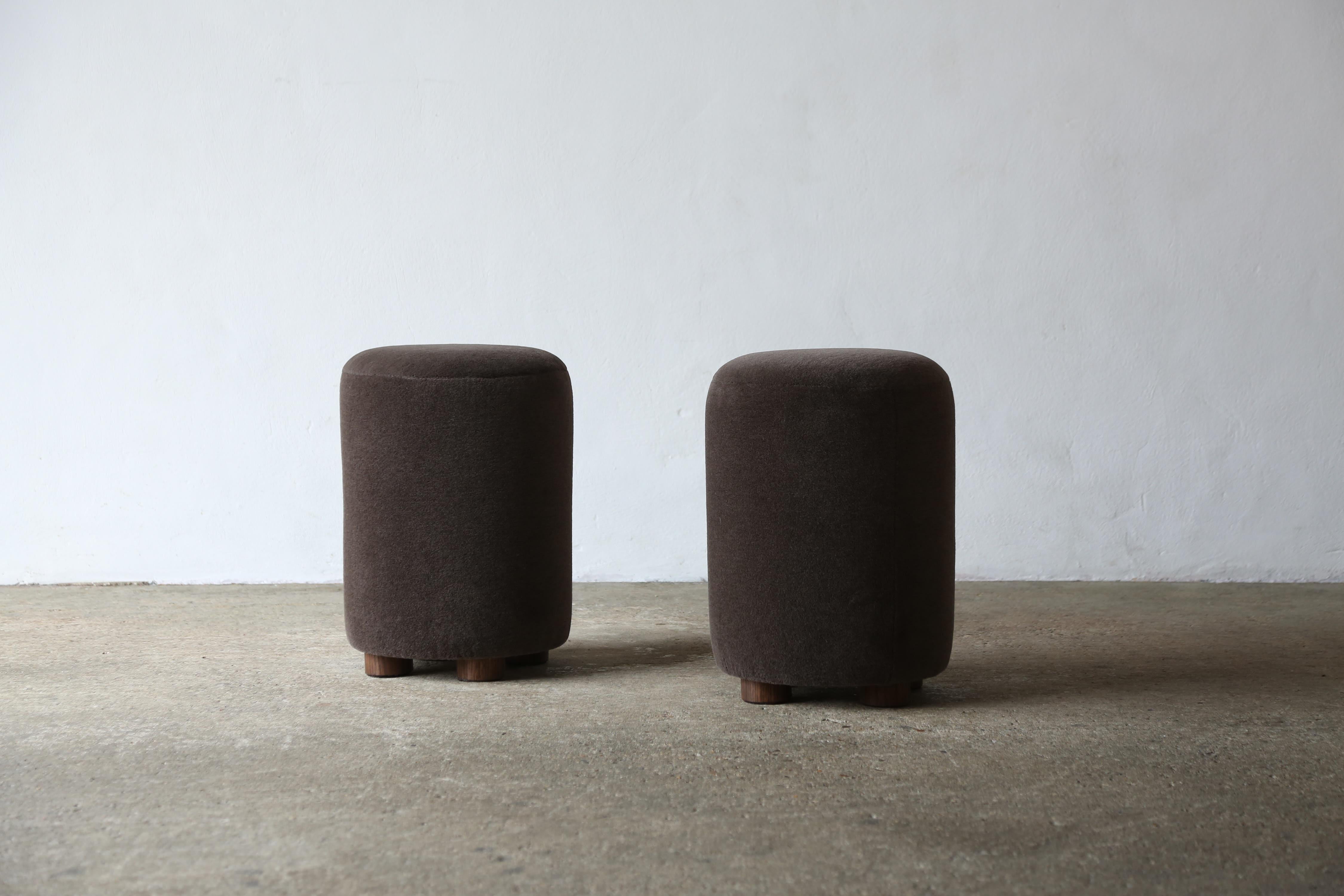 Pair of Round Ottomans / Footstools in Pure Alpaca For Sale 5