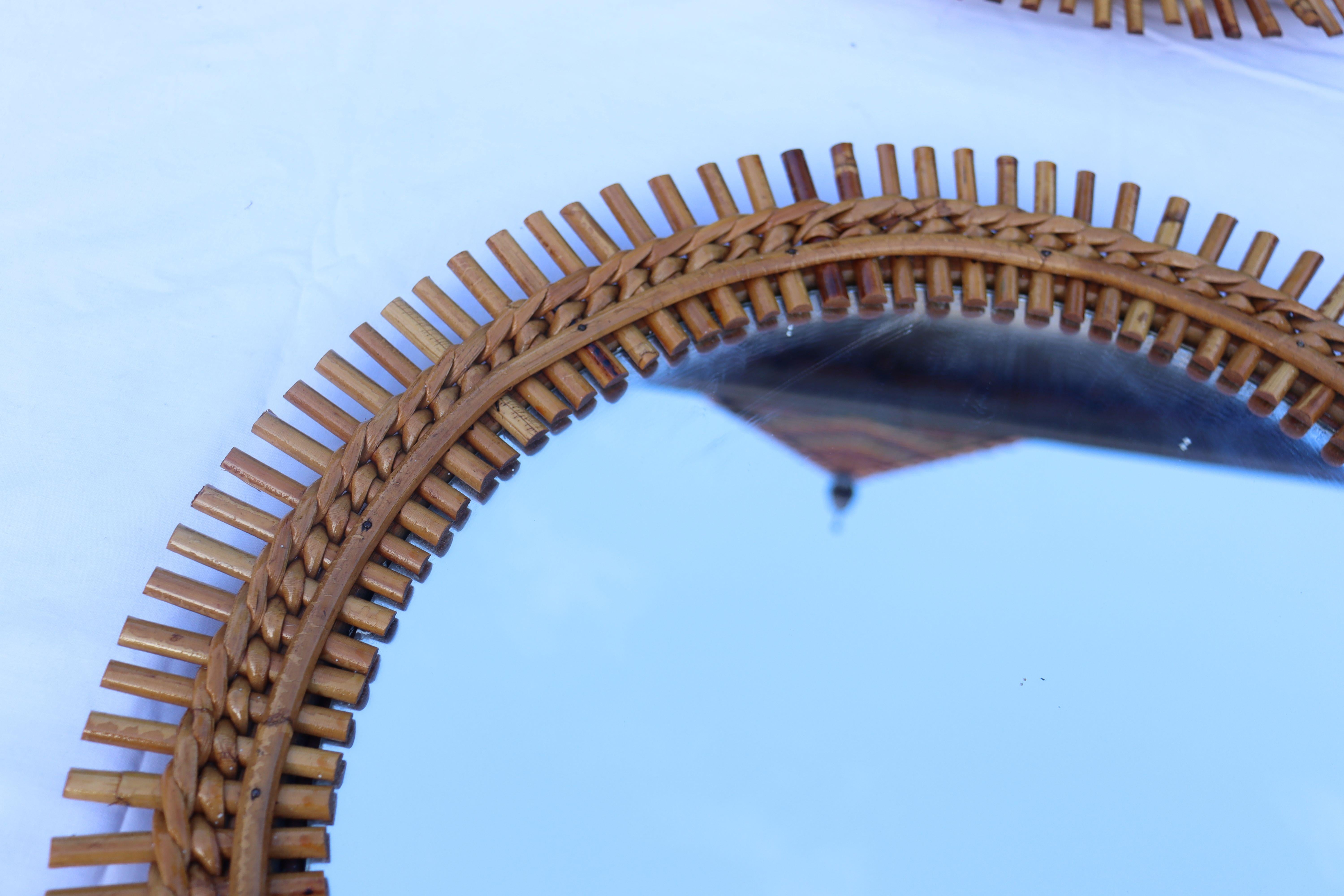 Coppia di specchi rotondi in rattan e bambù di Franco Albini in vendita 1