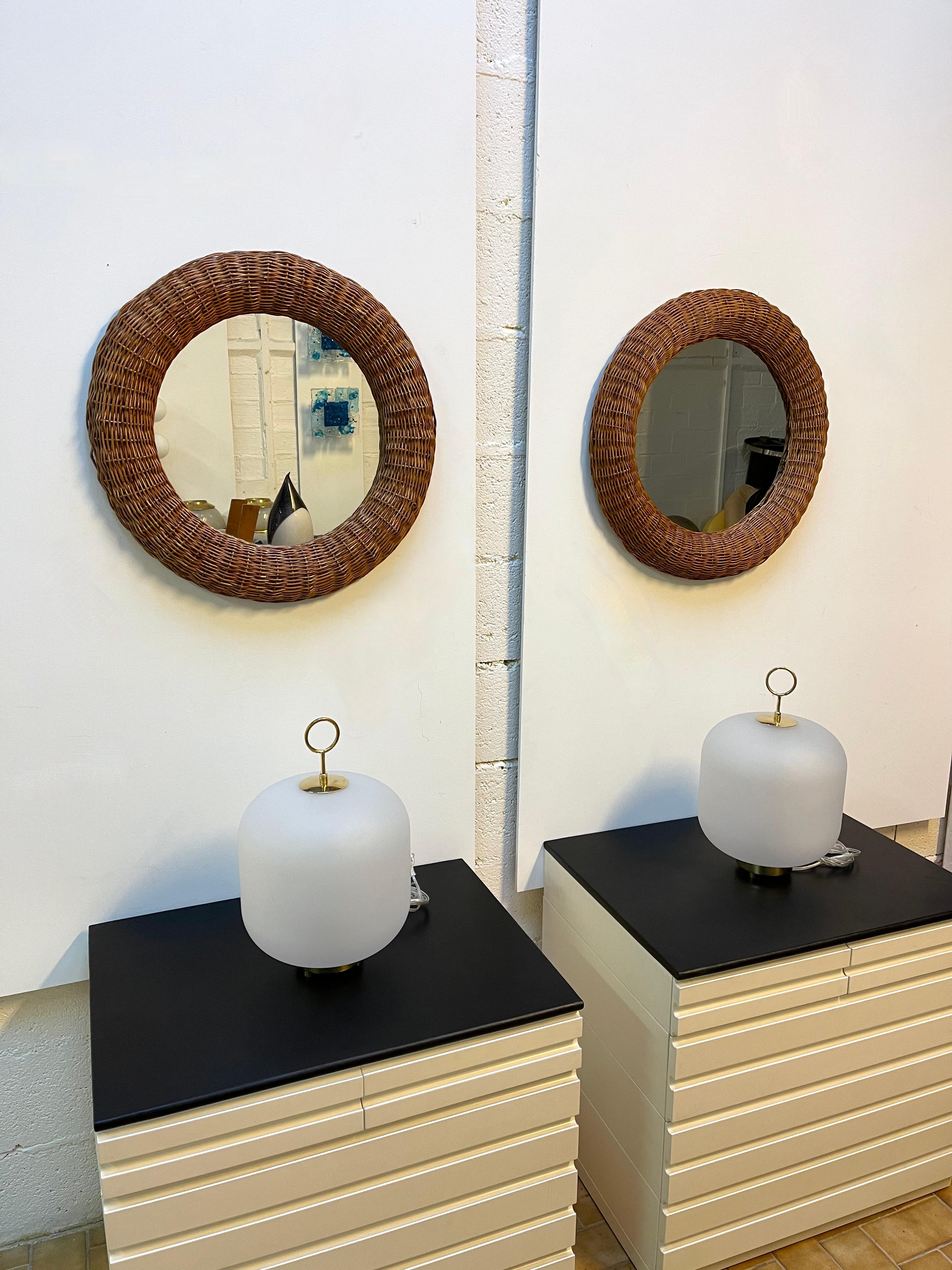 Mid-Century Modern Pair of Round Rattan Mirror, Italy, 1970s For Sale