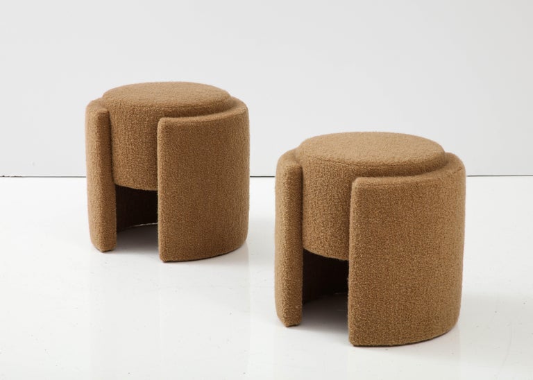 Hand-Crafted Pair of Round Sculptural Poufs or Stools in Camel Boucle, Italy, 2023 For Sale