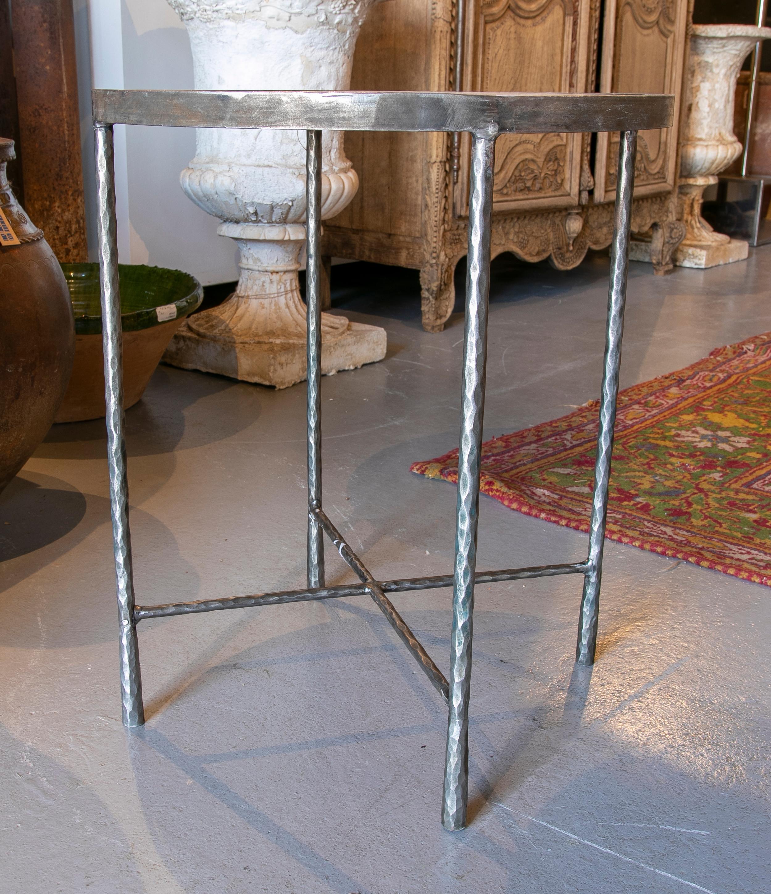 Pair of Round Side Tables in Forged Iron and Limestone Marble Tops For Sale 8