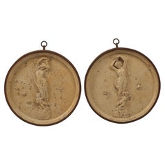 Paar runde Reliefs aus Siena-Marmor und Eisen, Italien, frühes 20. Jahrhundert