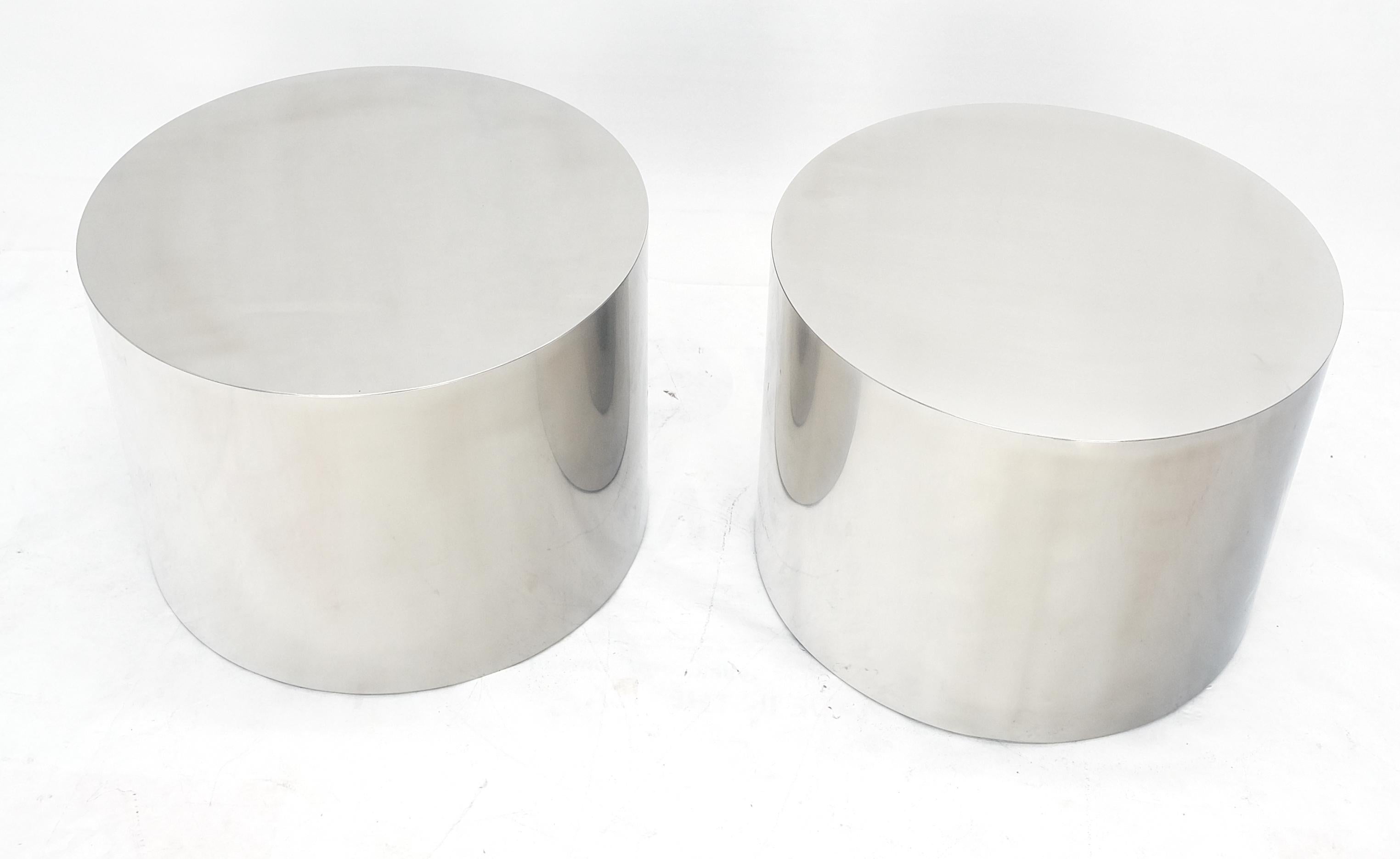 Polished Pair of Round Stainless Steel Chrome Cylinder Shape End Tables Pedestals Clean!