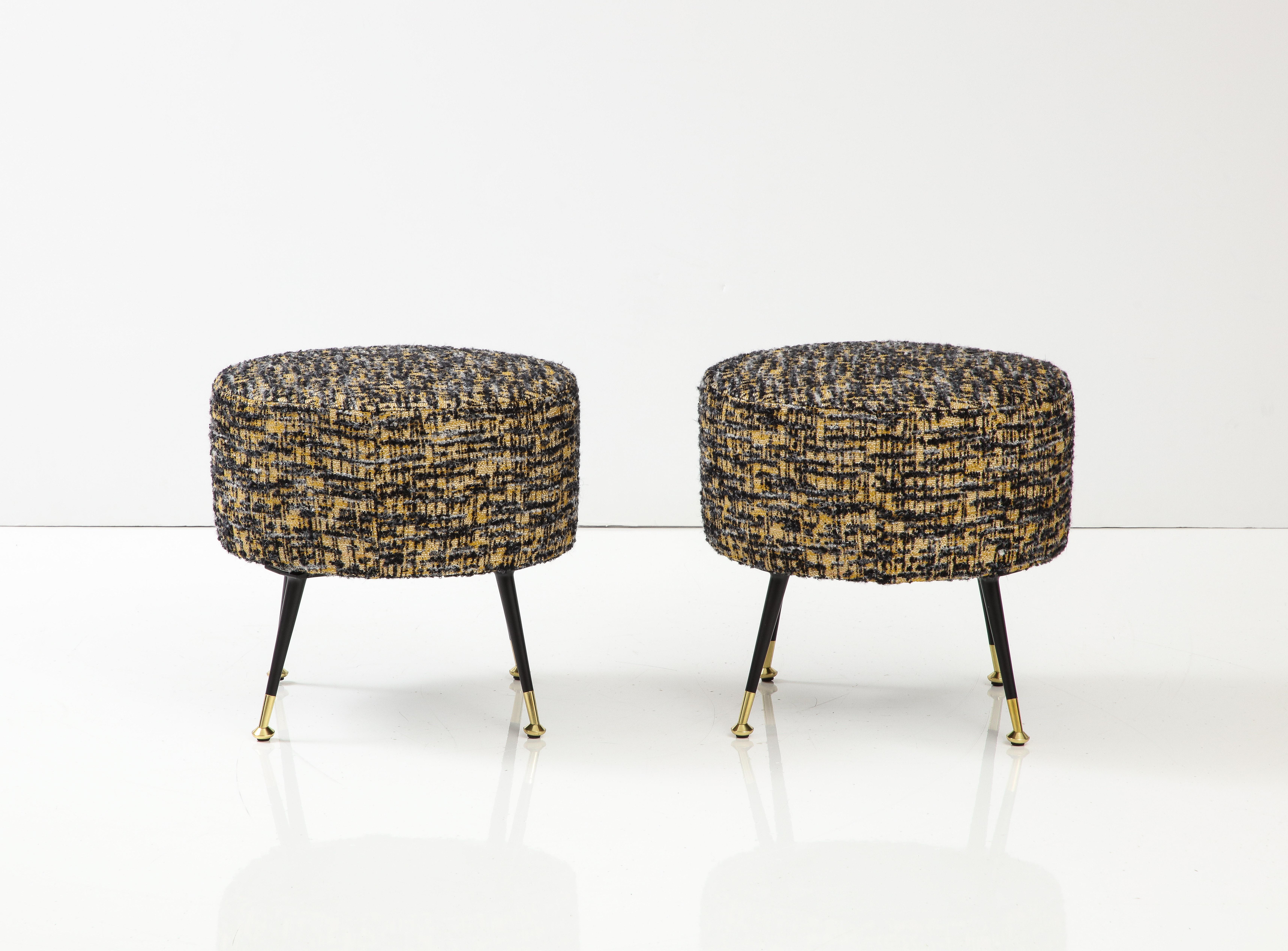 Pair of Round Stools or Poufs in Black Boucle with Black and Brass Legs, Italy For Sale 1