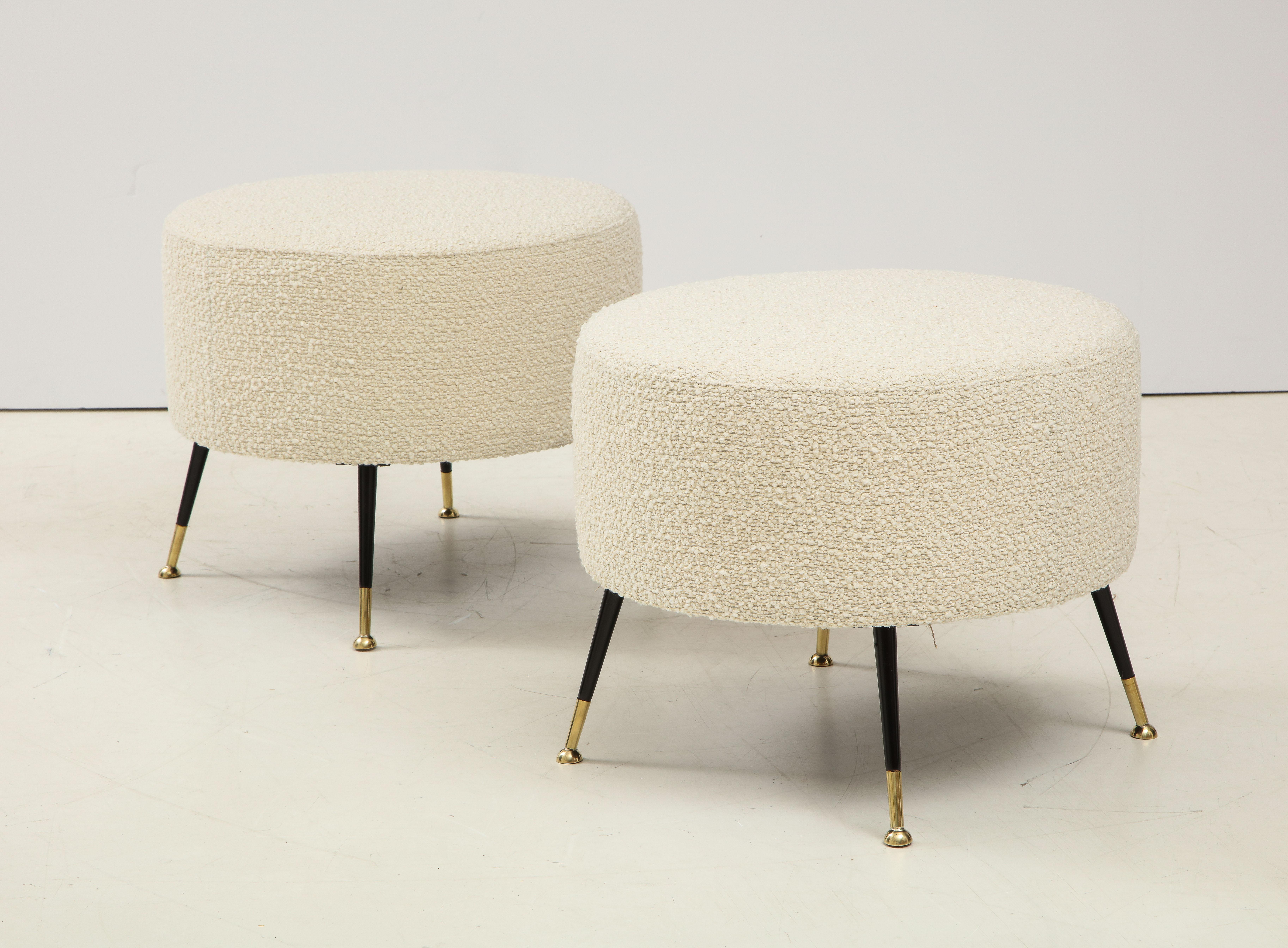Pair of Round Stools or Poufs in Ivory Boucle Brass Legs, Italy, 2021 In New Condition In New York, NY