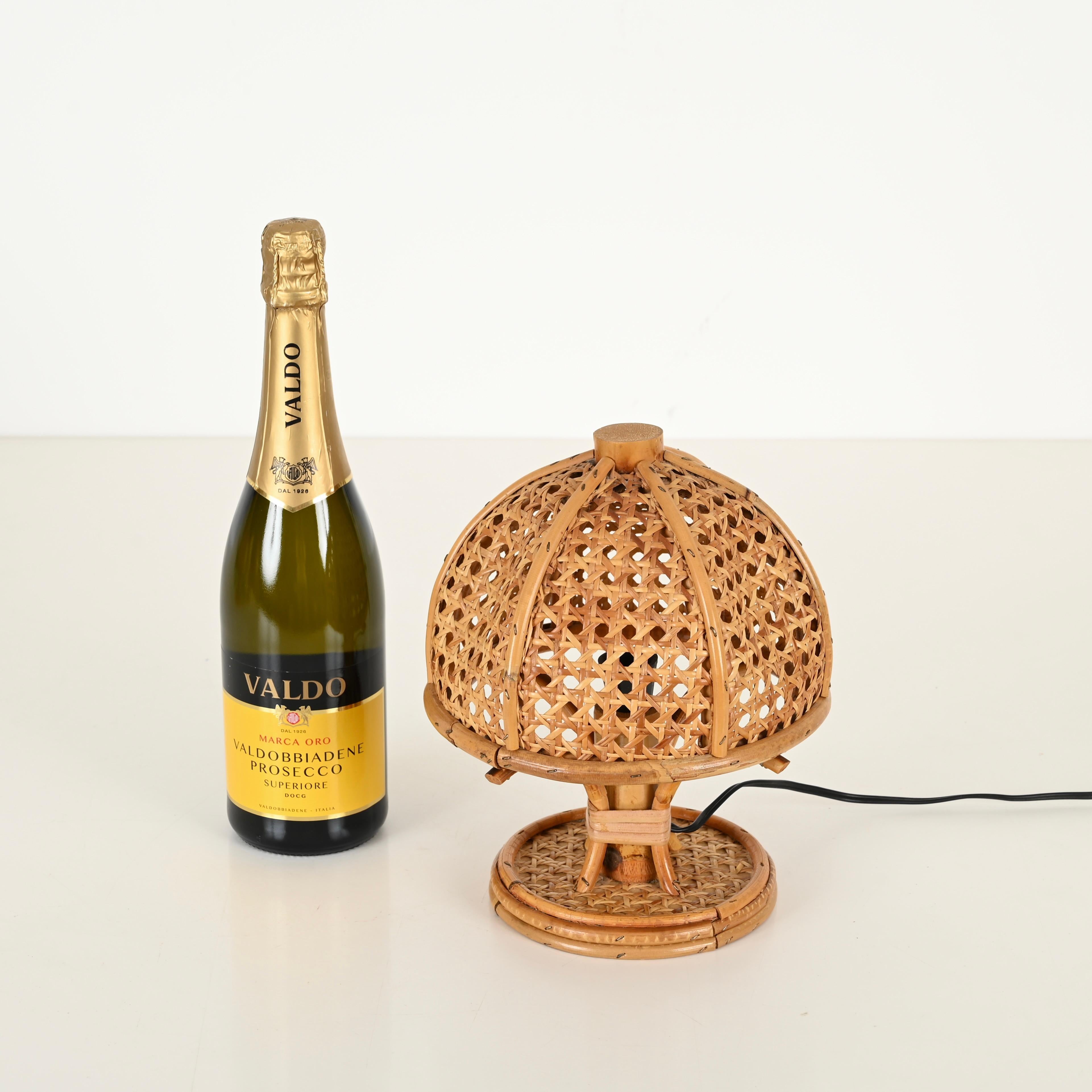 Pareja de lámparas de mesa redondas de bambú, ratán y paja de Viena, Sognot, Italia 1960 en venta 1