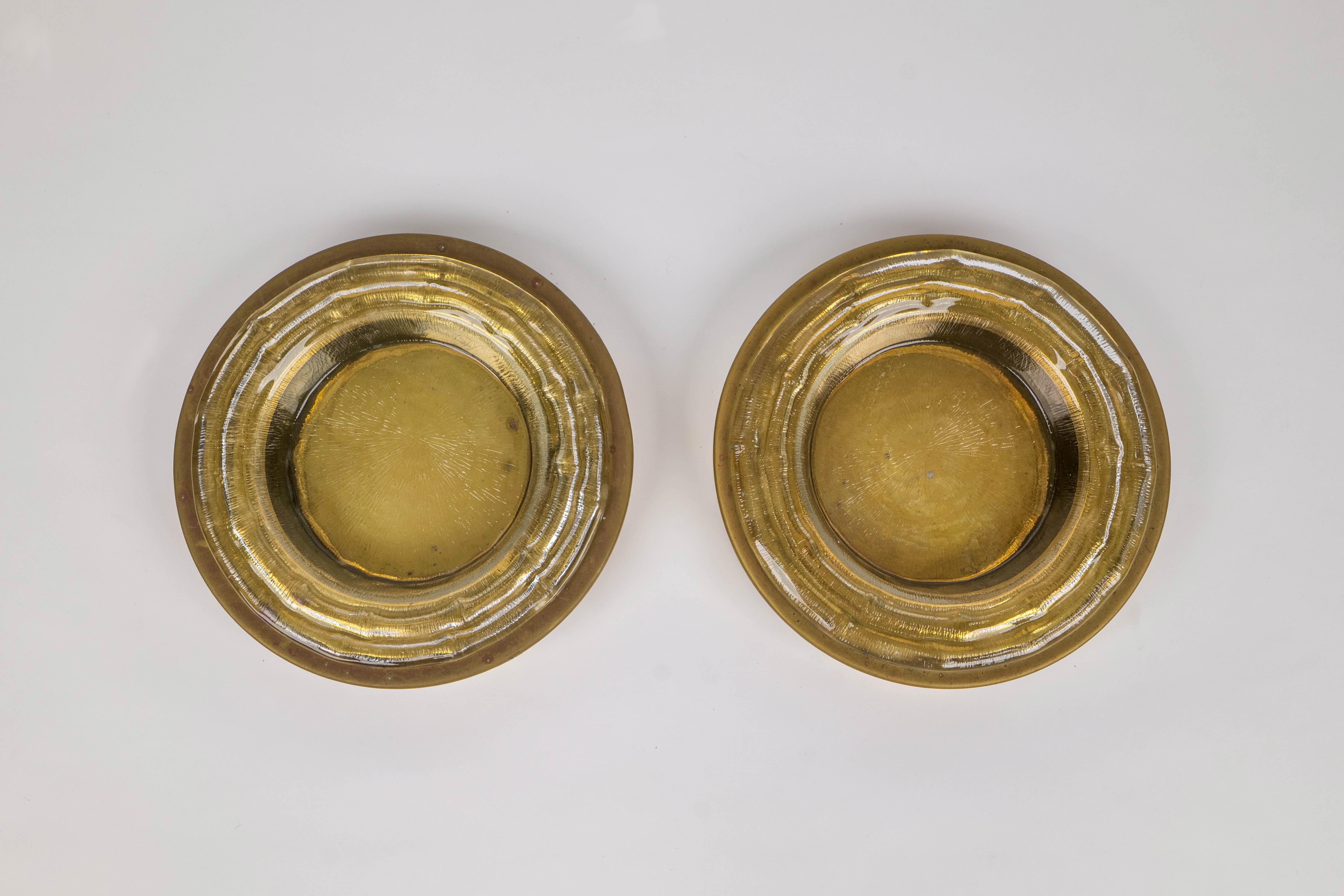 Pair of Round Vide Pocket Emptier Bowls in Brass and Murano Glass, Italy, 1970s In Good Condition For Sale In Rome, IT