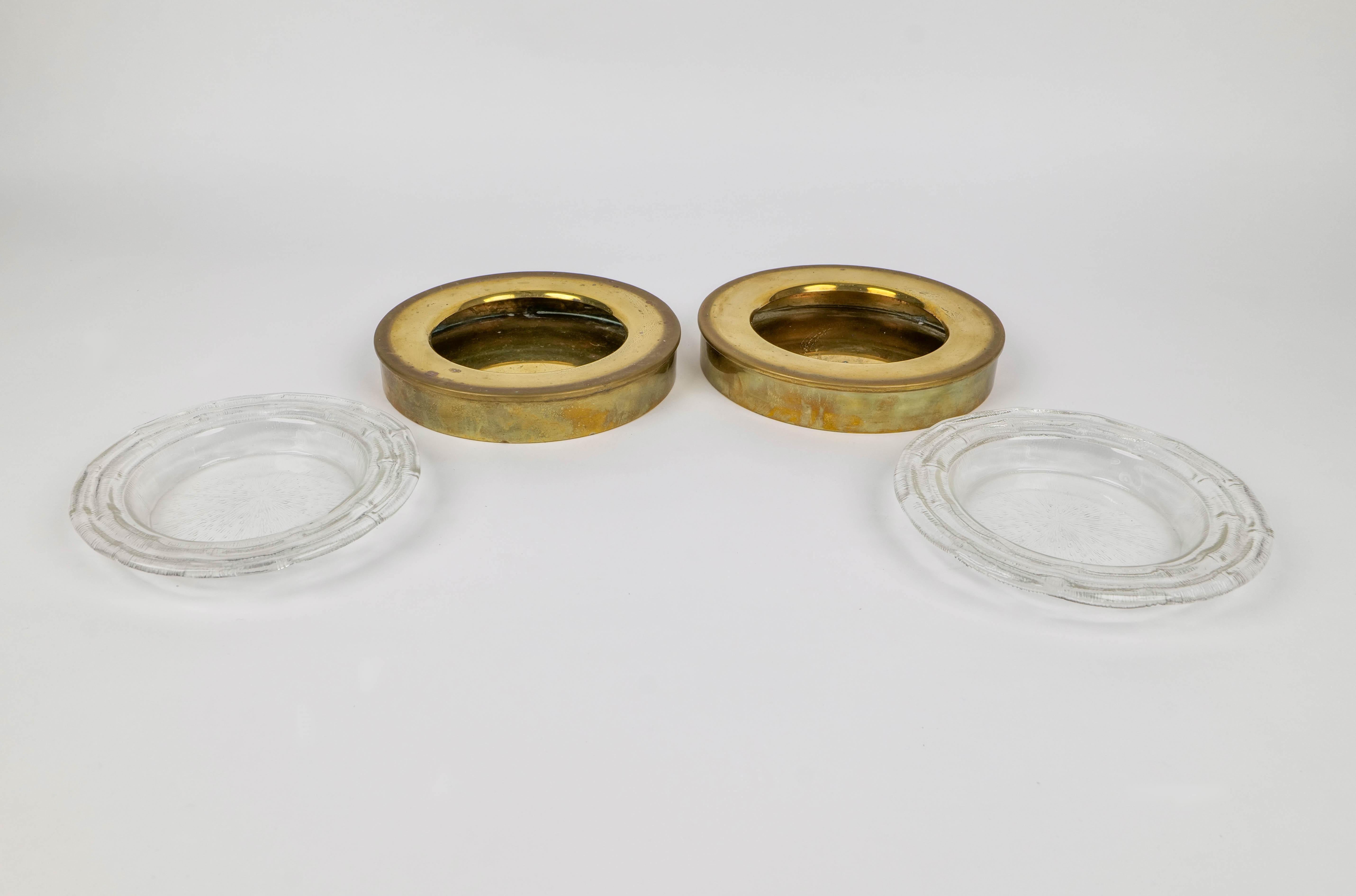 Metal Pair of Round Vide Pocket Emptier Bowls in Brass and Murano Glass, Italy, 1970s For Sale