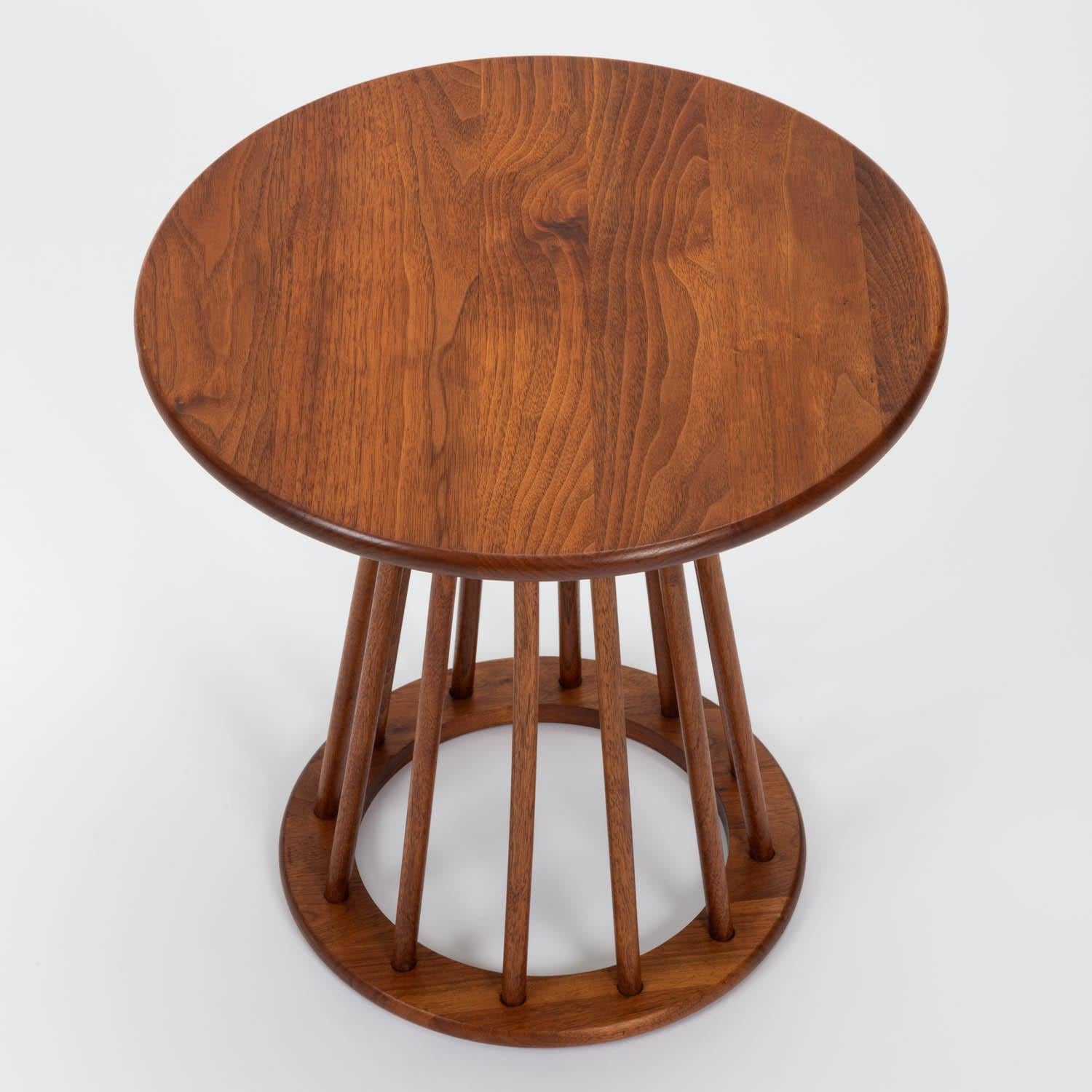 Oiled Pair of Round Walnut Side Tables by Arthur Umanoff for Washington Woodcraft