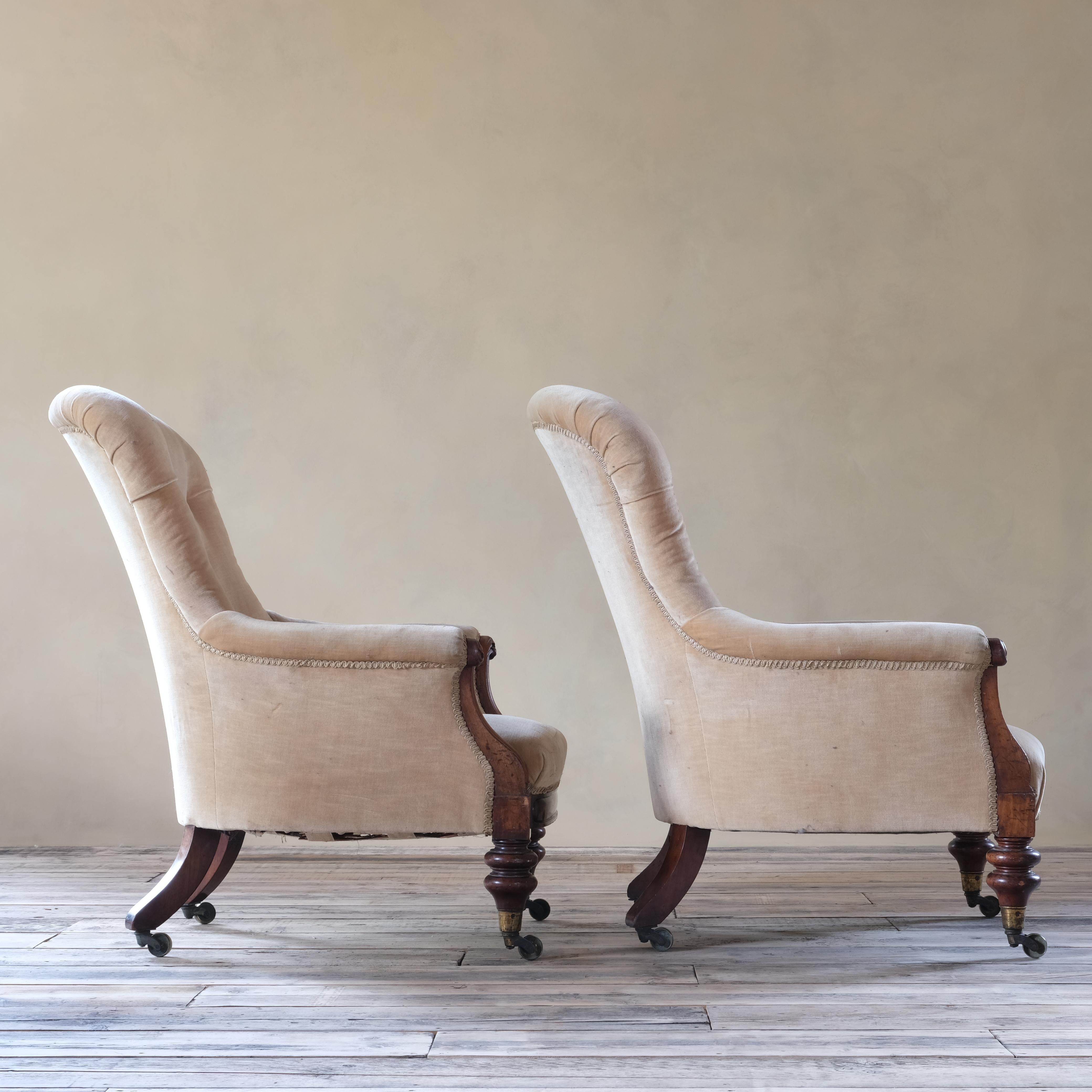 British Pair of Royal Attributed Johnstone & Jeanes Walnut Library Armchairs C1850