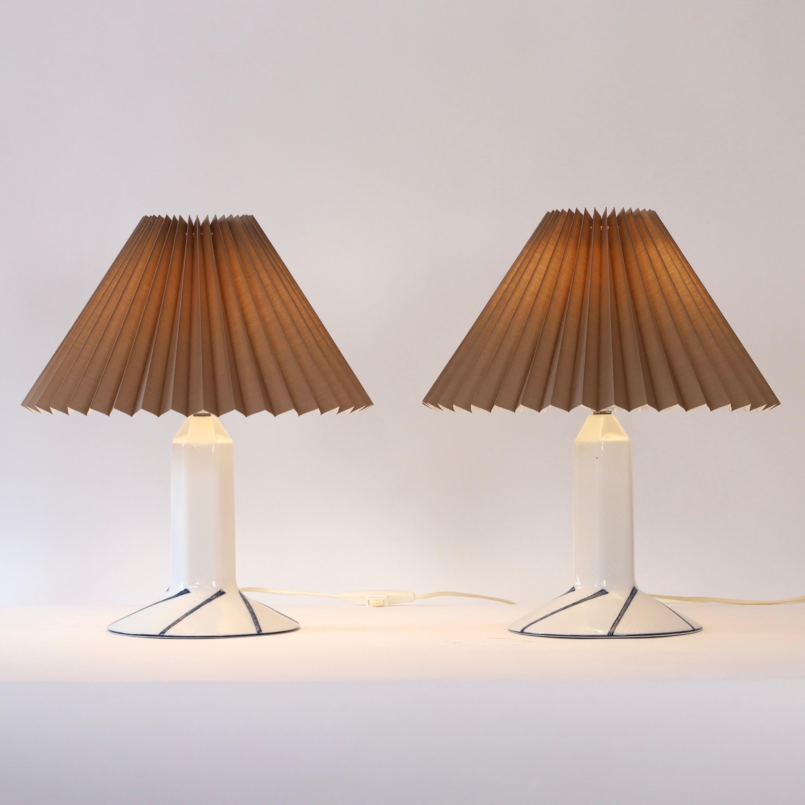 Paar Royal Copenhagen-Porzellan-Tischlampen aus Porzellan, Dänemark im Angebot 2