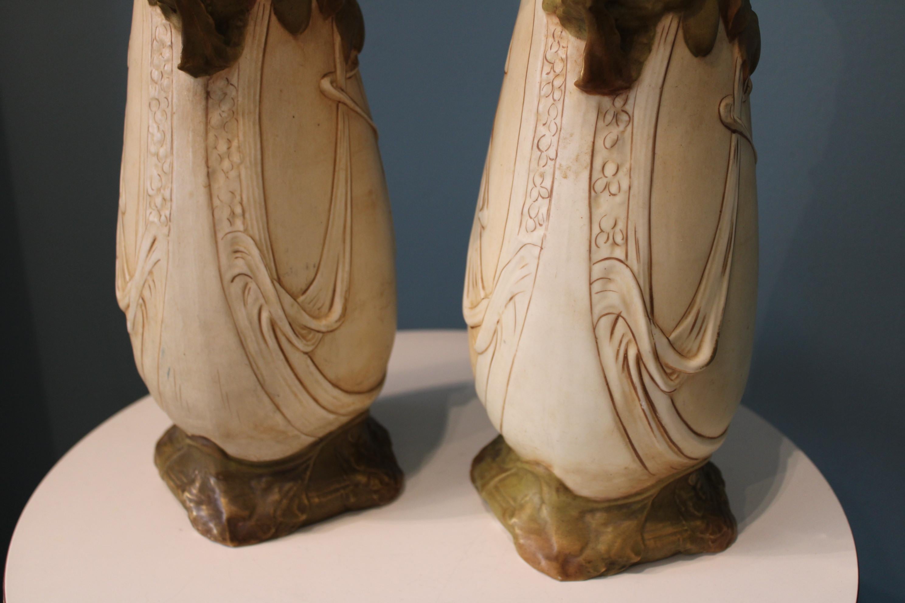 Paire de vases en porcelaine Royal Dux Bohemia Art Nouveau du 19ème siècle de style Art nouveau en vente 2