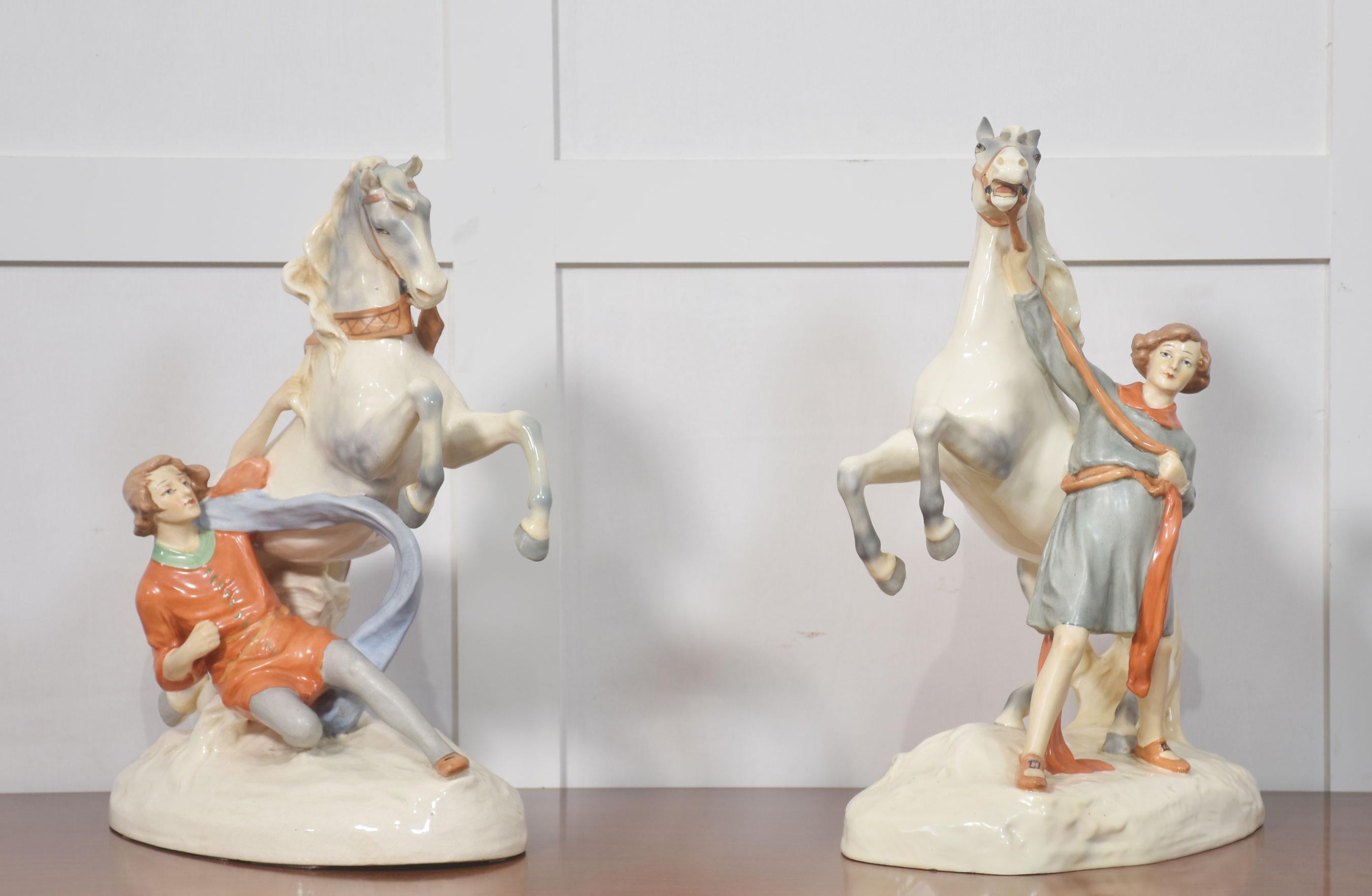 Pareja de figuras Royal Dux en venta 1