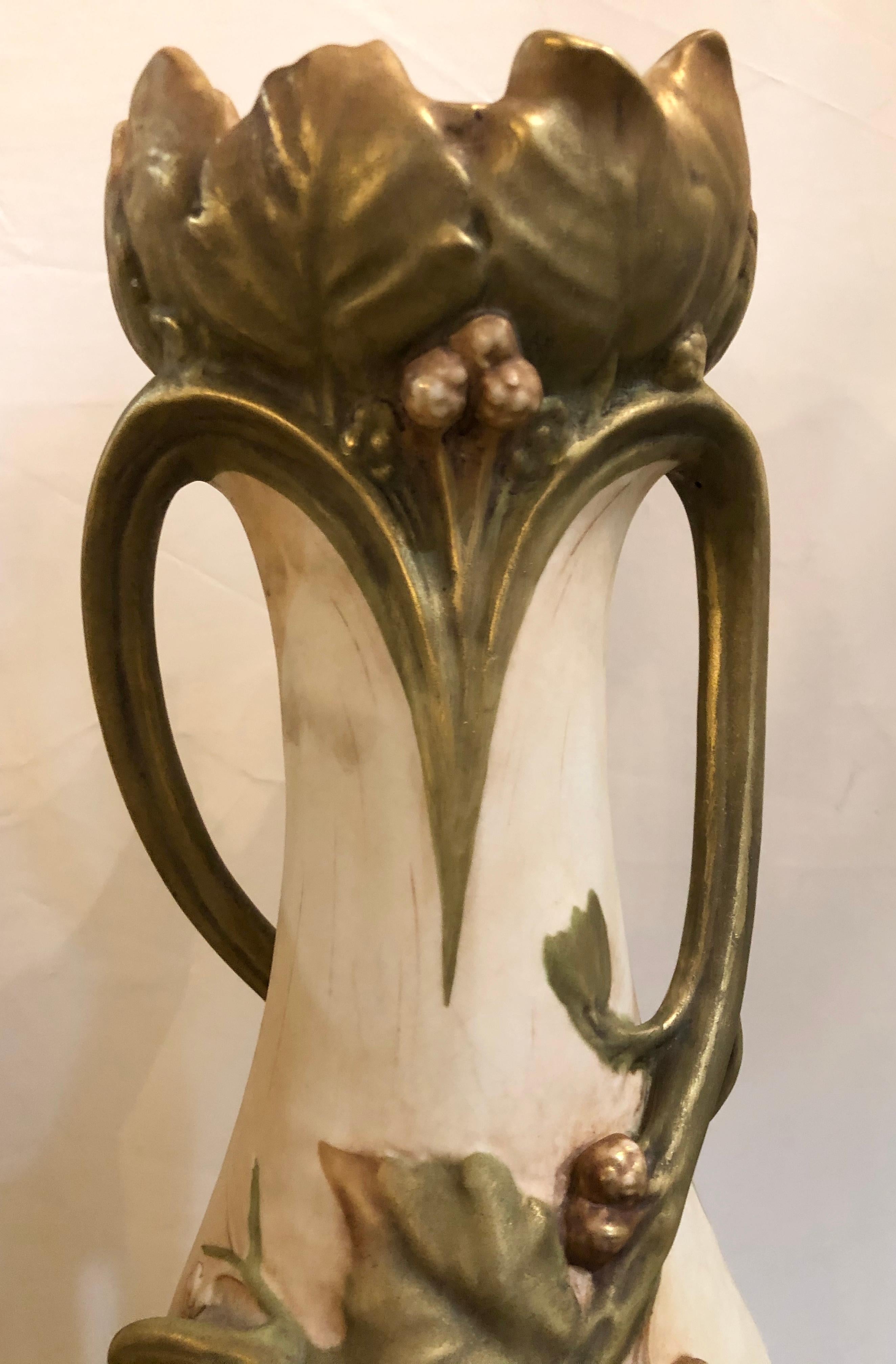 Pair of Royal Dux Flower Vases or Centerpieces, Art Nouveau Era In Good Condition For Sale In Stamford, CT