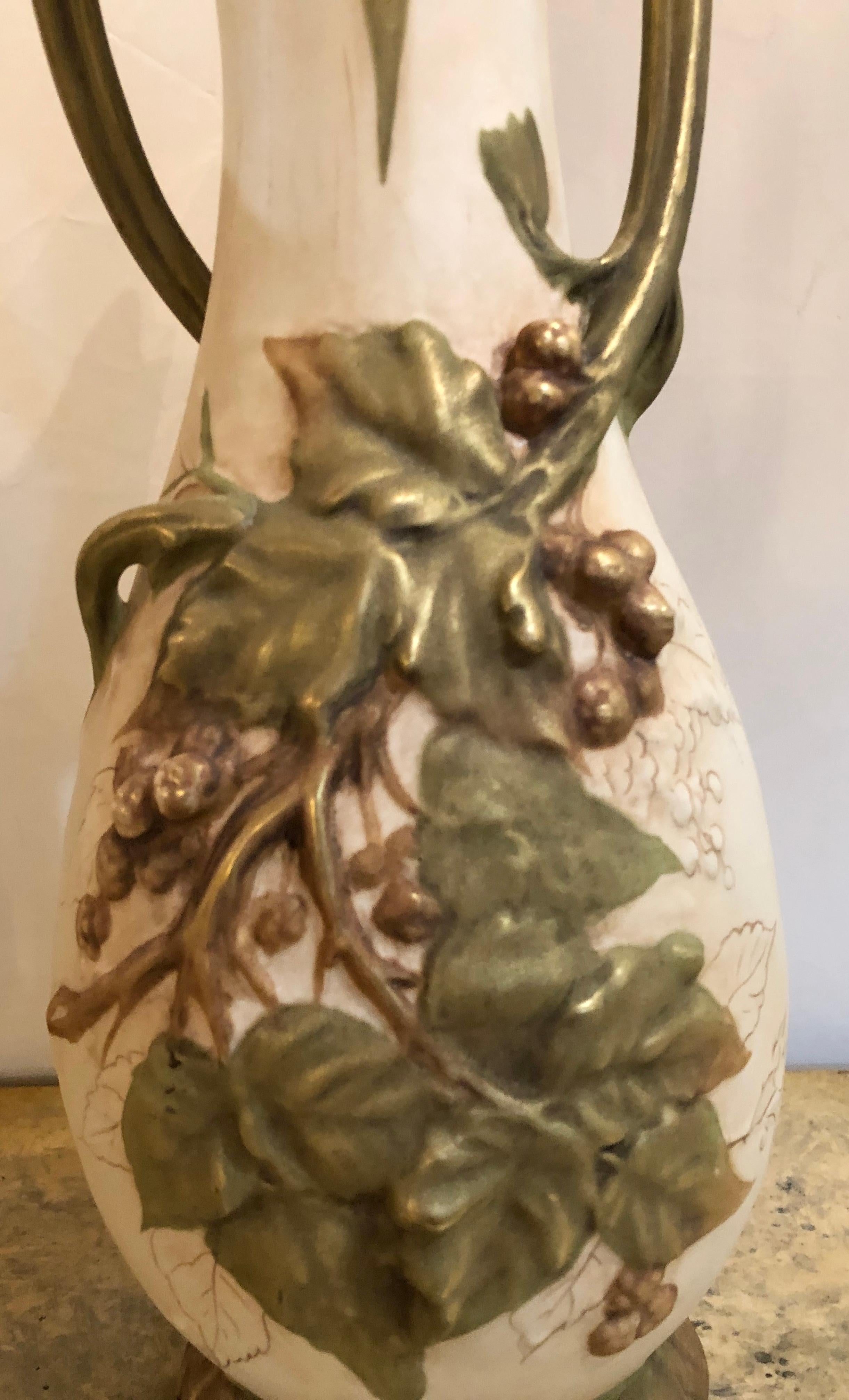 20th Century Pair of Royal Dux Flower Vases or Centerpieces, Art Nouveau Era For Sale