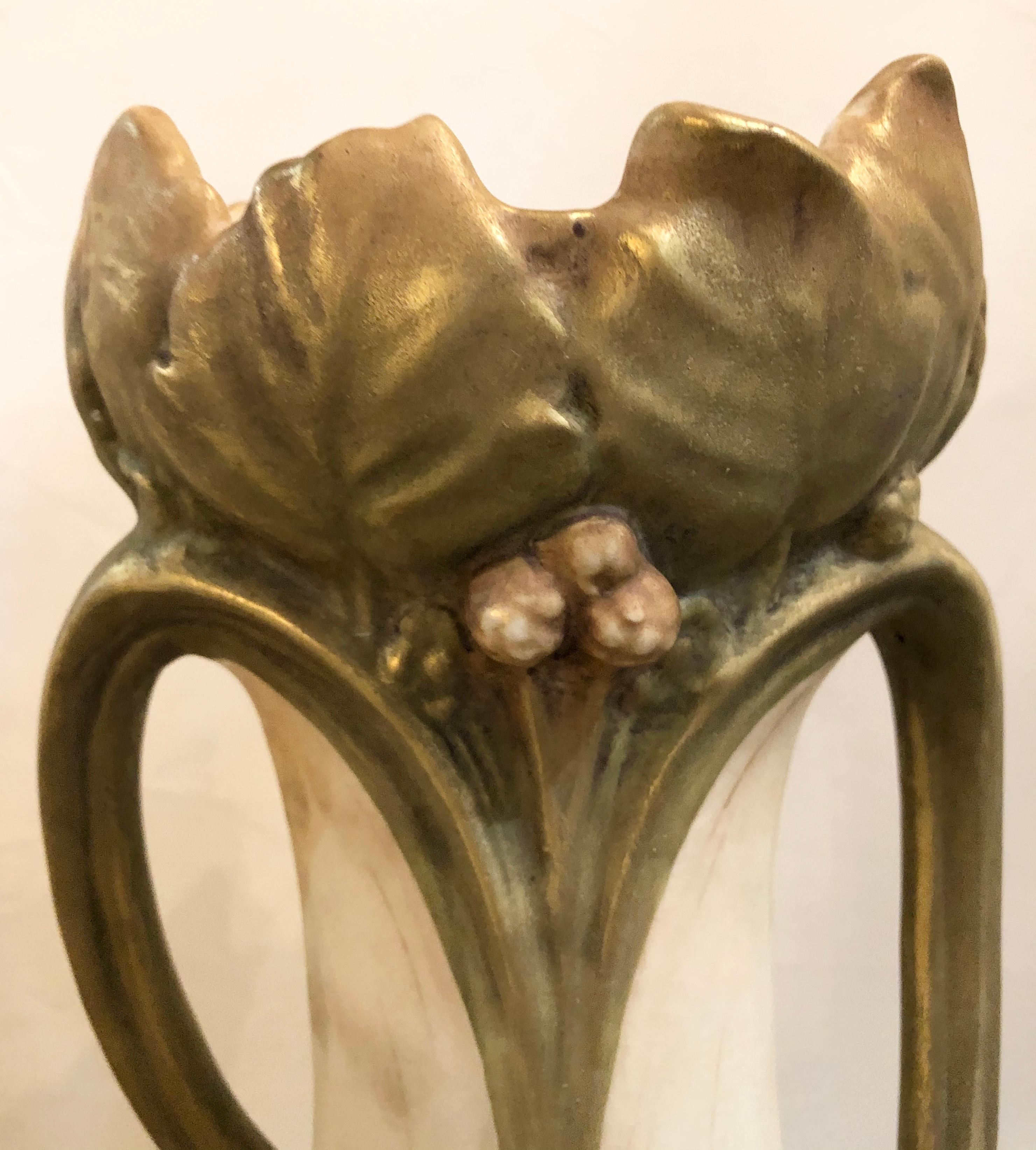 Pair of Royal Dux Flower Vases or Centerpieces, Art Nouveau Era For Sale 2