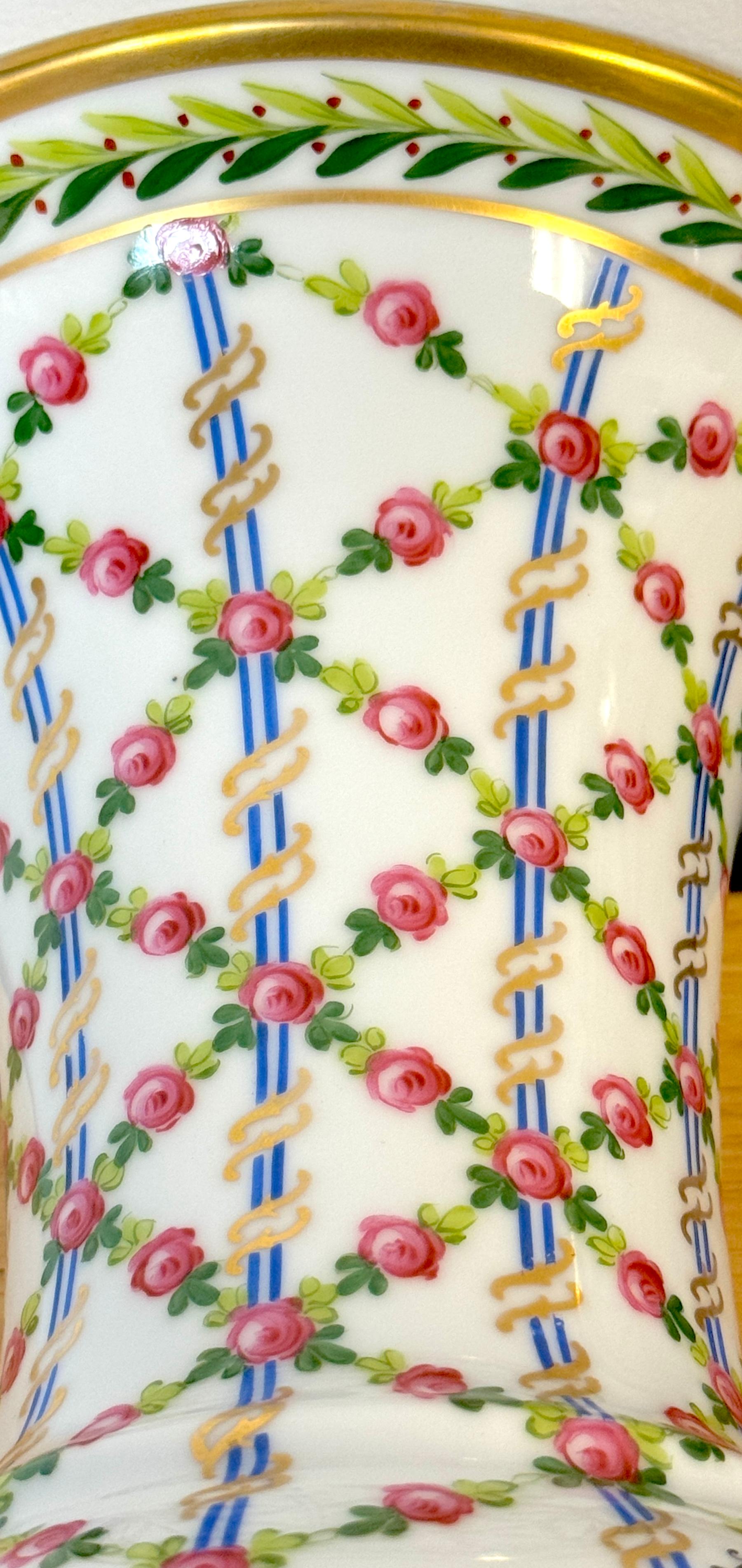 Pair of Royal Vienna Sevres Style Floral Trellis Vases, Artist Signed 'Nash' in vendita 9