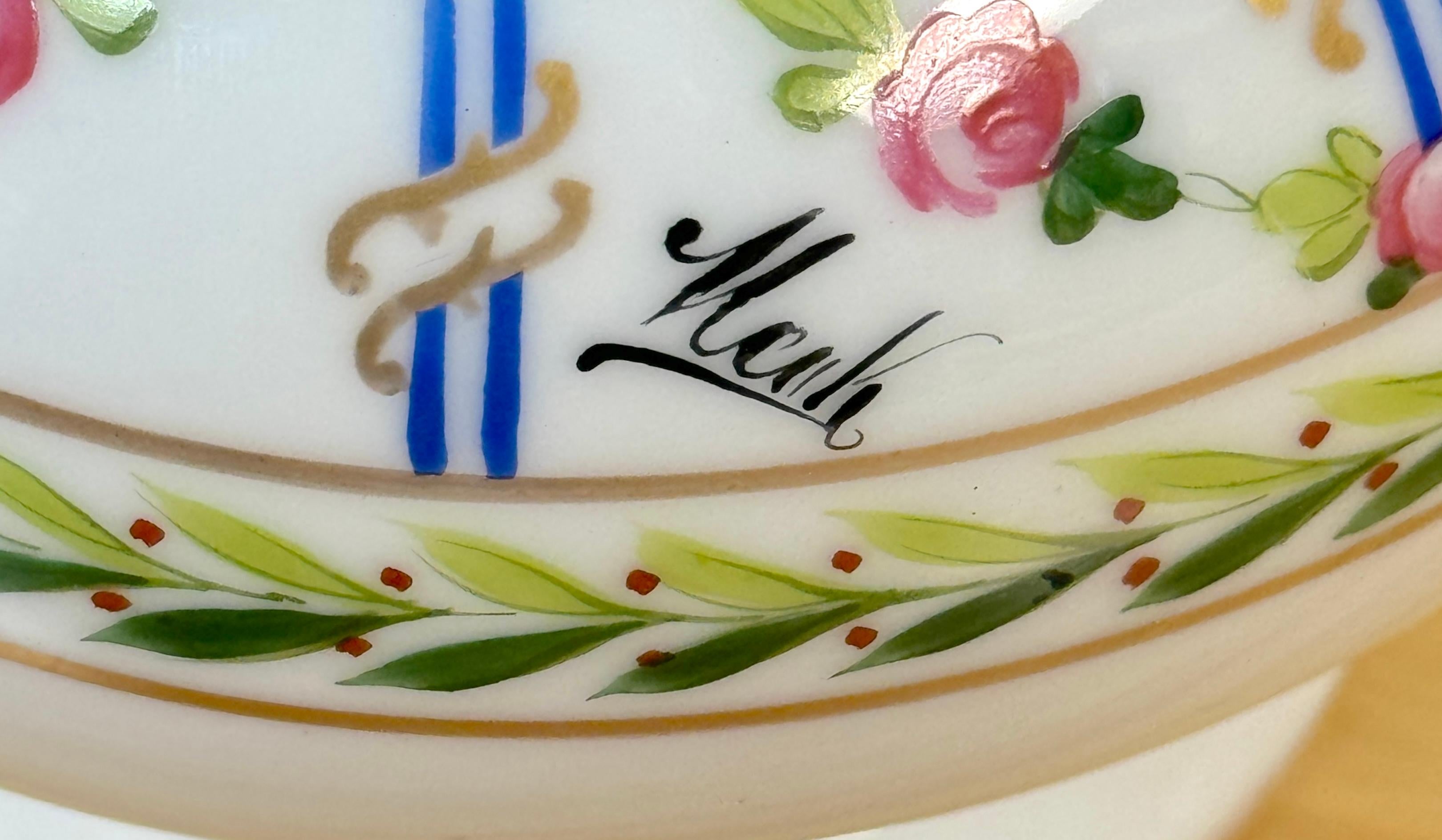 Porcellana Pair of Royal Vienna Sevres Style Floral Trellis Vases, Artist Signed 'Nash' in vendita