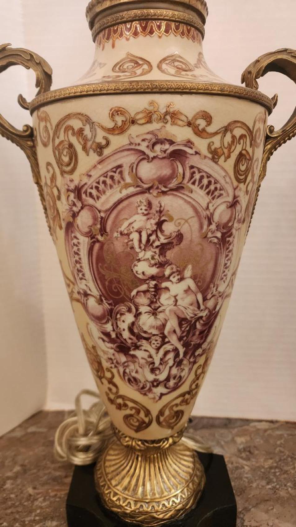 Pareja de lámparas de estilo vienés real con soportes de bronce Francés en venta
