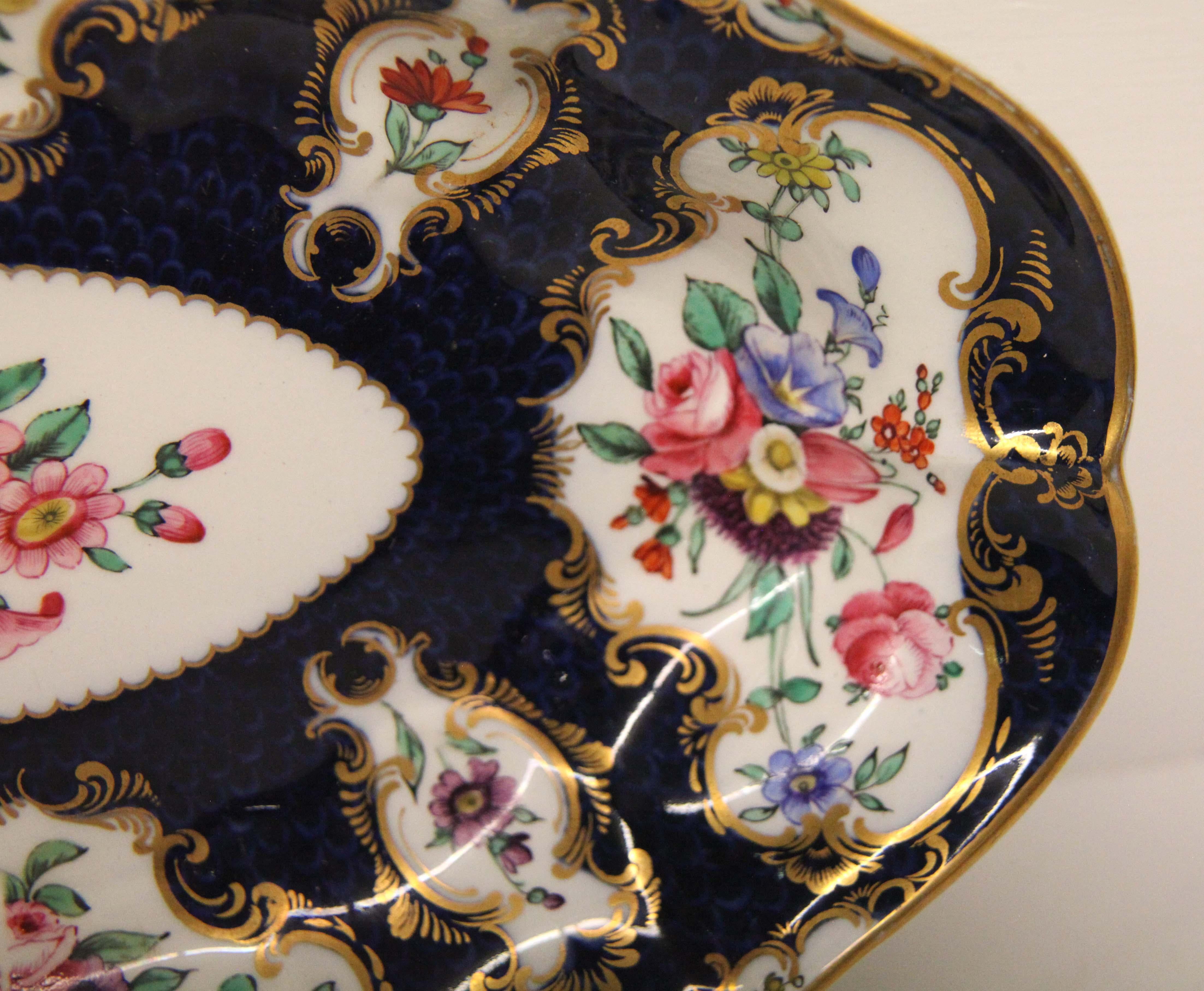 Porcelain Pair of Royal Worcester Oval Dishes For Sale