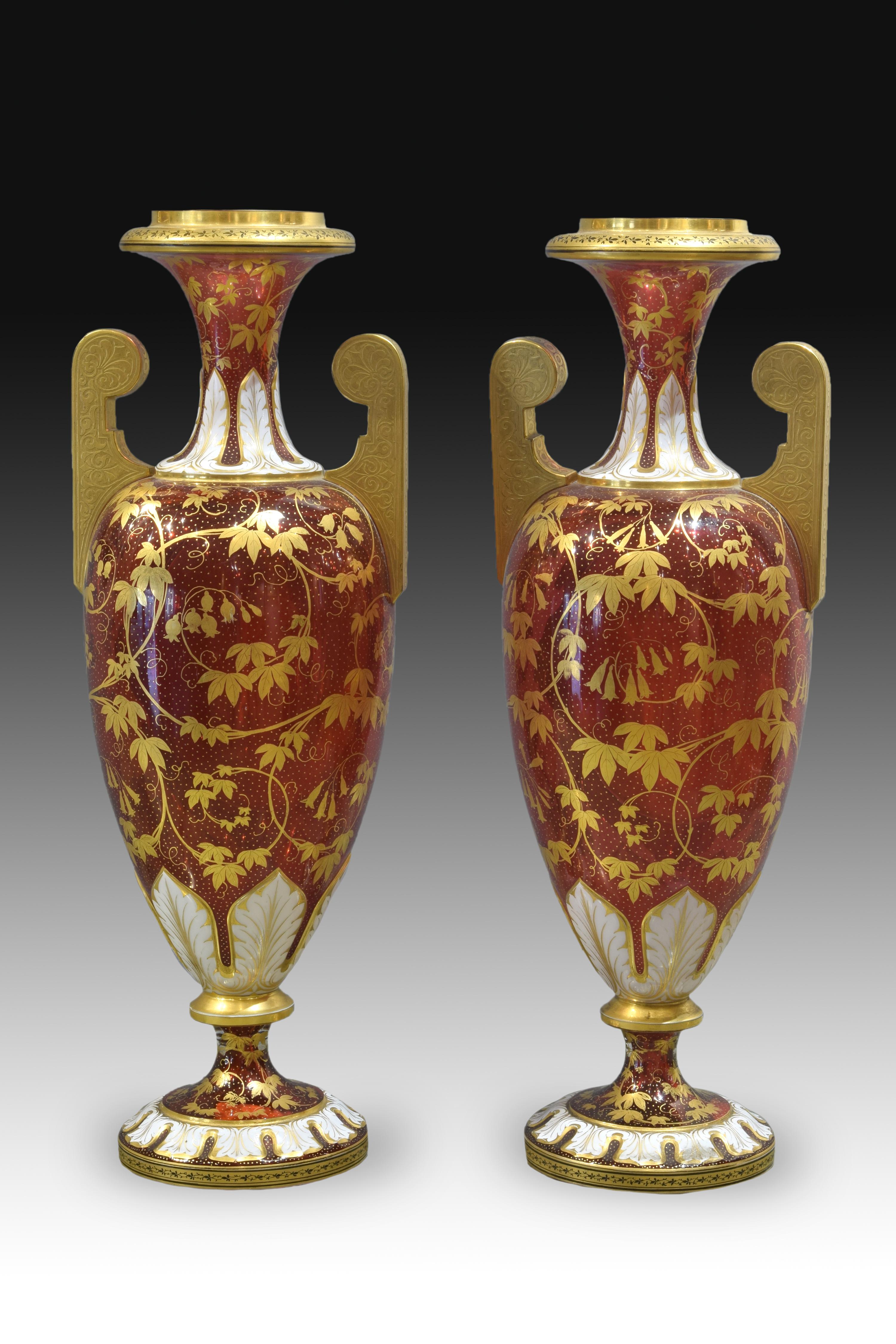 Neoclassical Pair of Ruby Red Glass Urns with Portraits, Bohemia, 19th Century For Sale