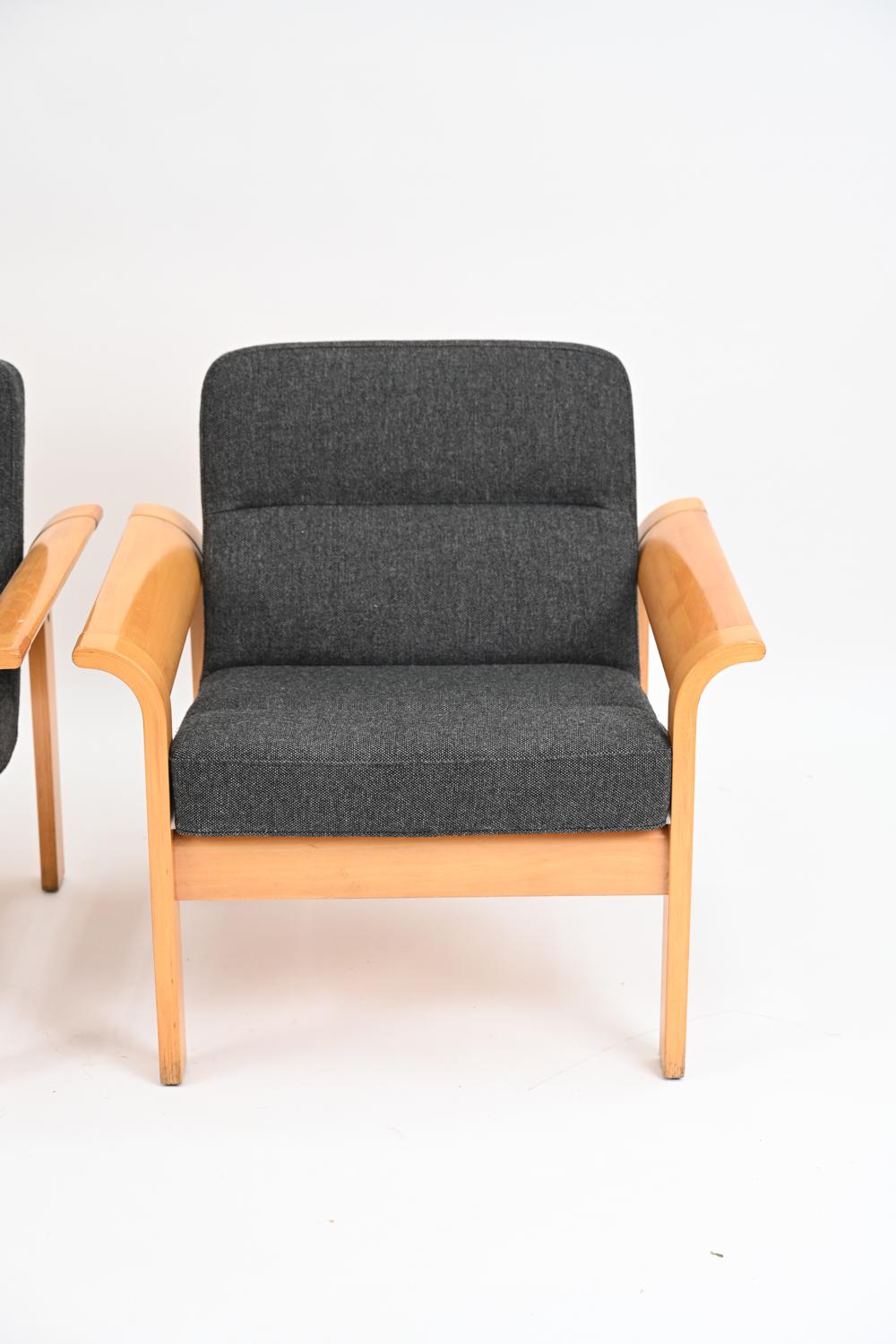 Pair of Rud Thygesen for Magnus Olesen Botium Lounge Chairs In Good Condition In Norwalk, CT