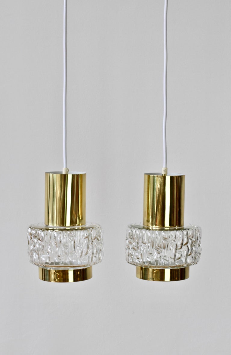 Rupert Nikoll Rare Pair of Austrian Brass & Textured Glass Pendant Lights Lamps For Sale 2