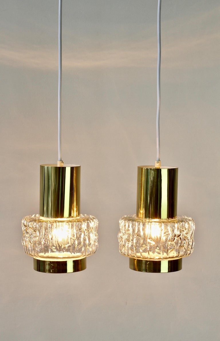 Rupert Nikoll Rare Pair of Austrian Brass & Textured Glass Pendant Lights Lamps For Sale 1