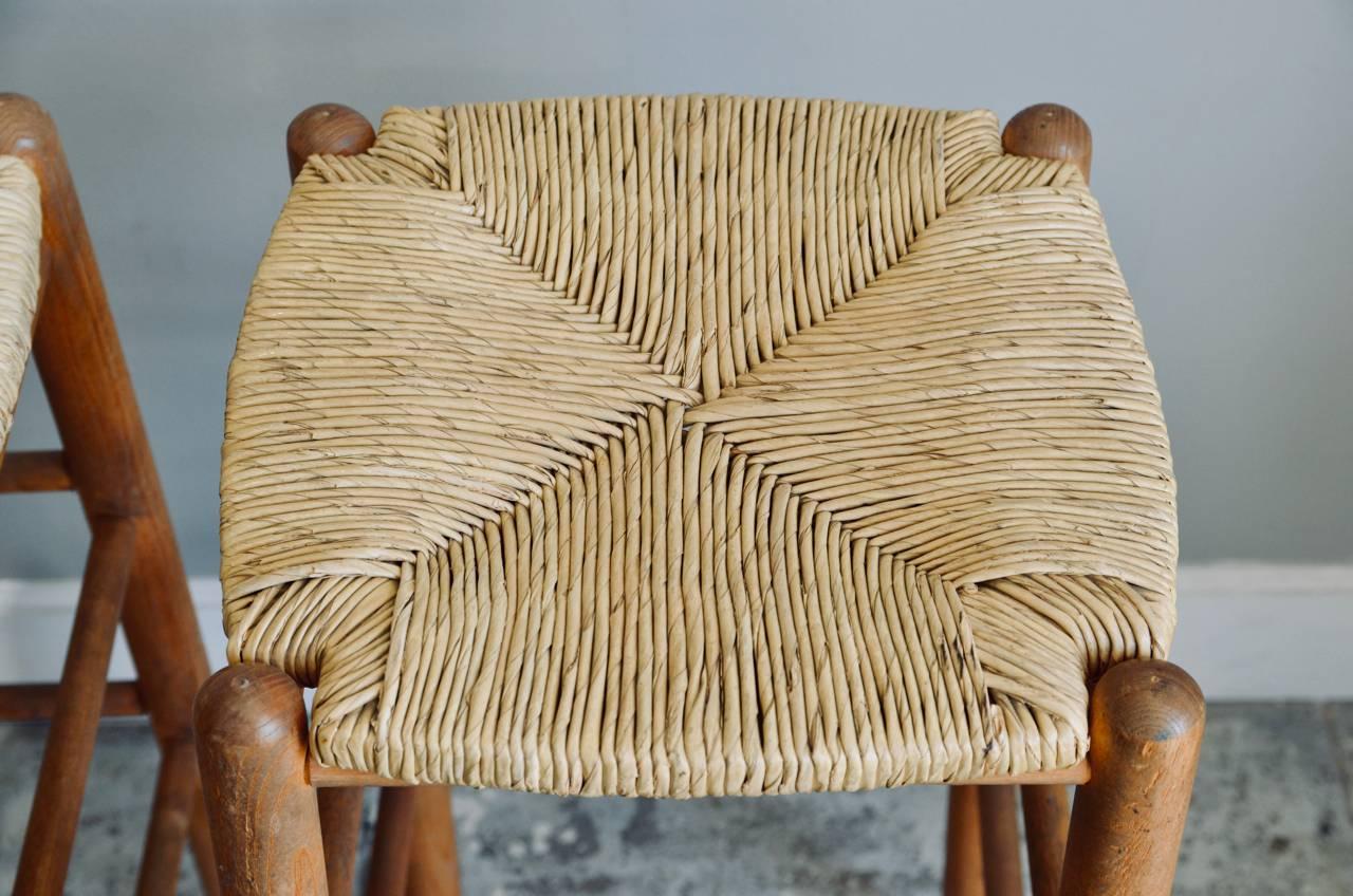 Organic Modern Pair of Rush Bar Stools in the Style of Charlotte Perriand
