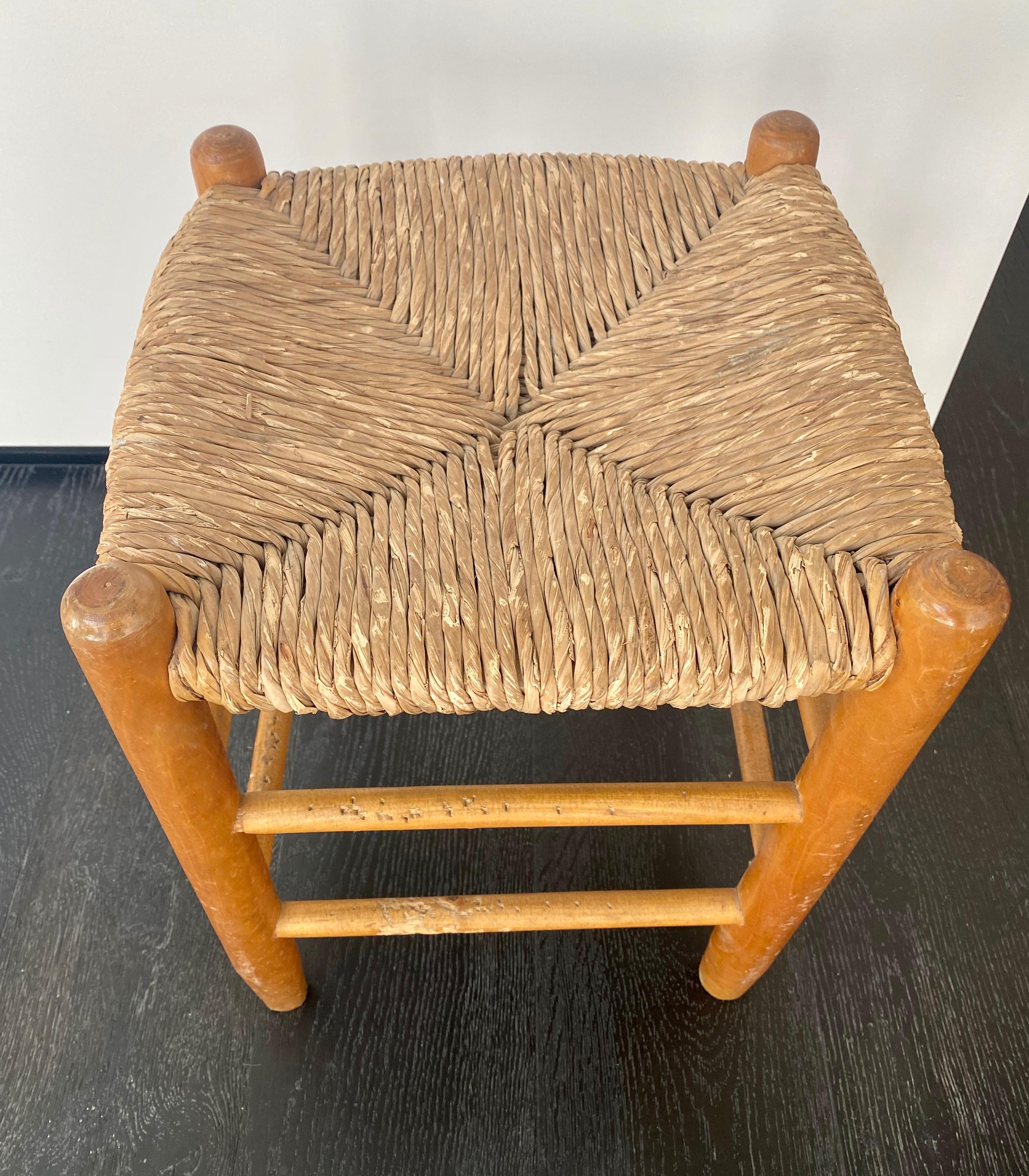 French Pair of Wood and Straw Stools by Charlotte Perriand For Sale