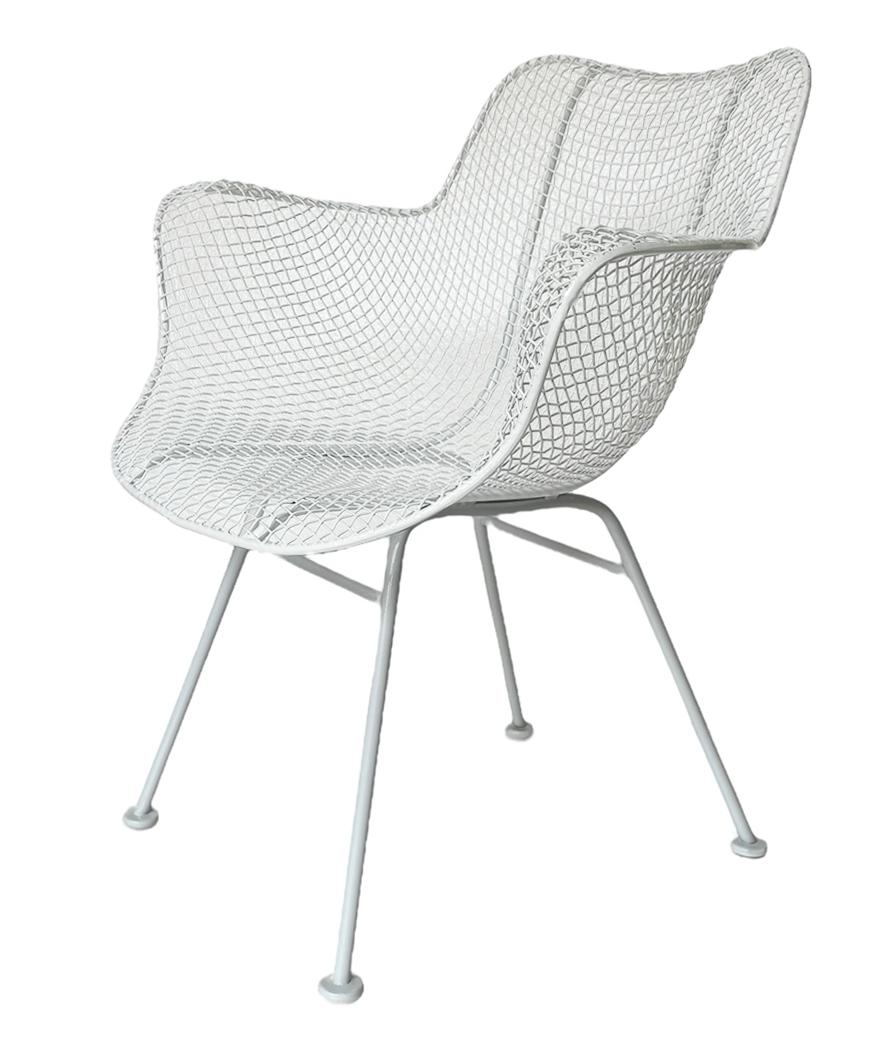 Steel Pair of Russel Woodard Mid-Century Modern Sculptural Patio Wire Chairs in White For Sale