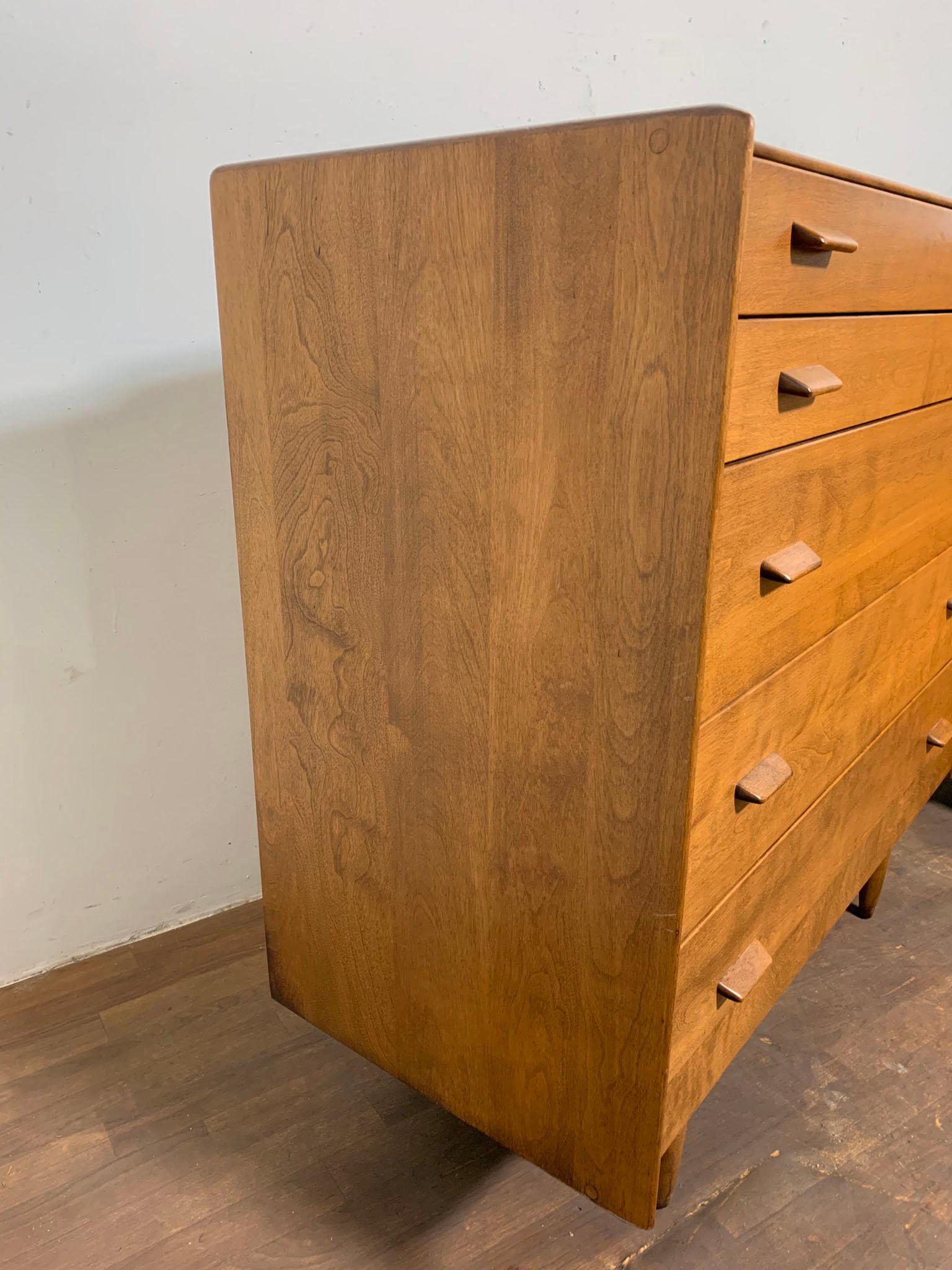 Maple Pair of Russel Wright for Conant Ball Five Drawer Dressers Circa 1950s