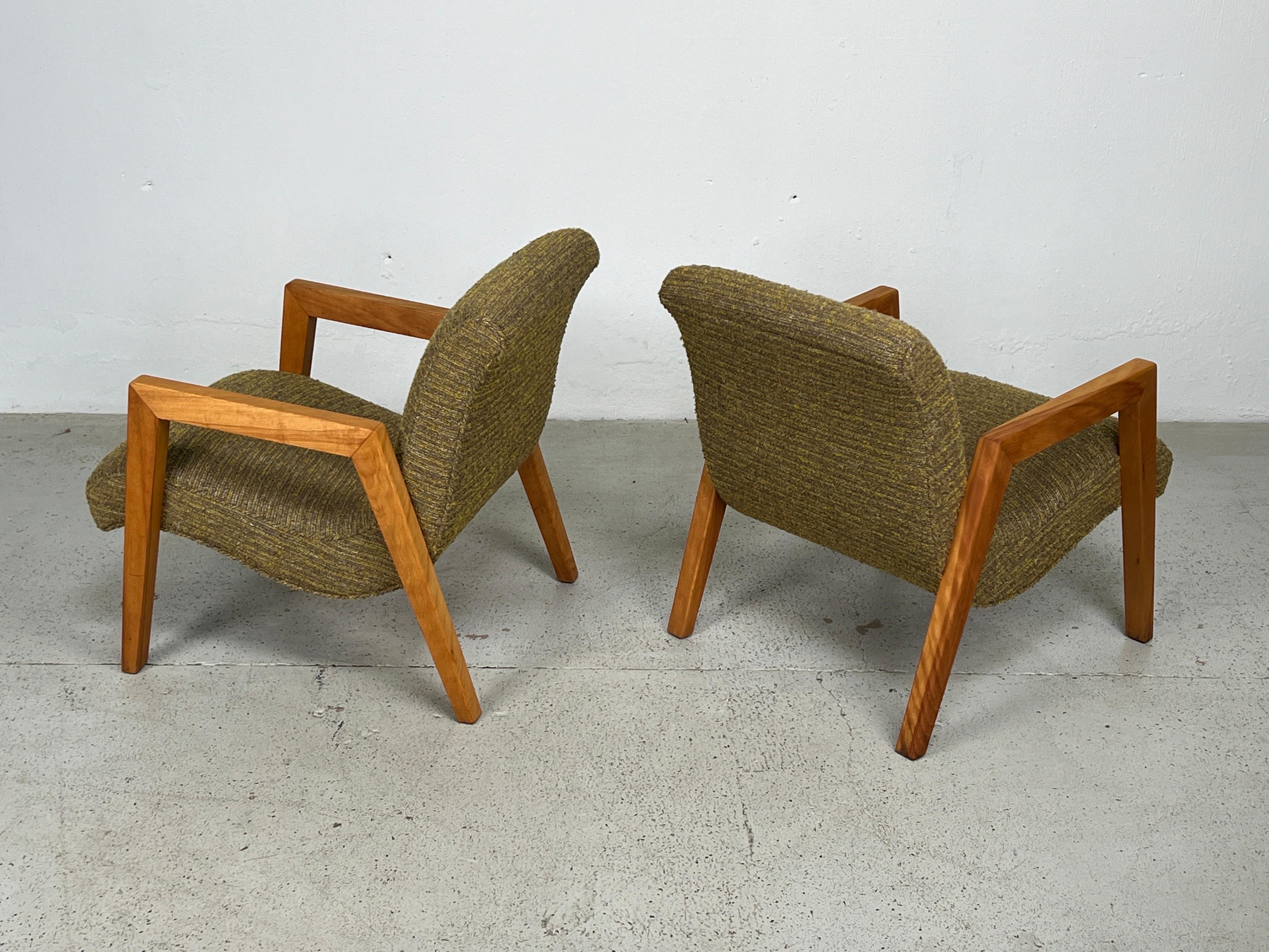 Pair of Russel Wright Lounge Chairs for Conant Ball  For Sale 2