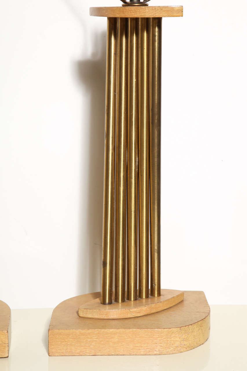 Pair of Russel Wright Style Bleached Oak & Brass Accordion Table Lamps, 1950s In Good Condition For Sale In Bainbridge, NY