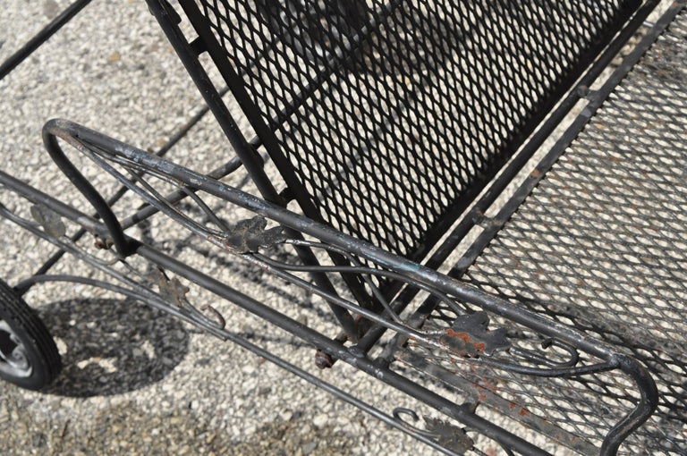 Pair of Russell Woodard Patio Garden Reclining Wrought Iron Chaise