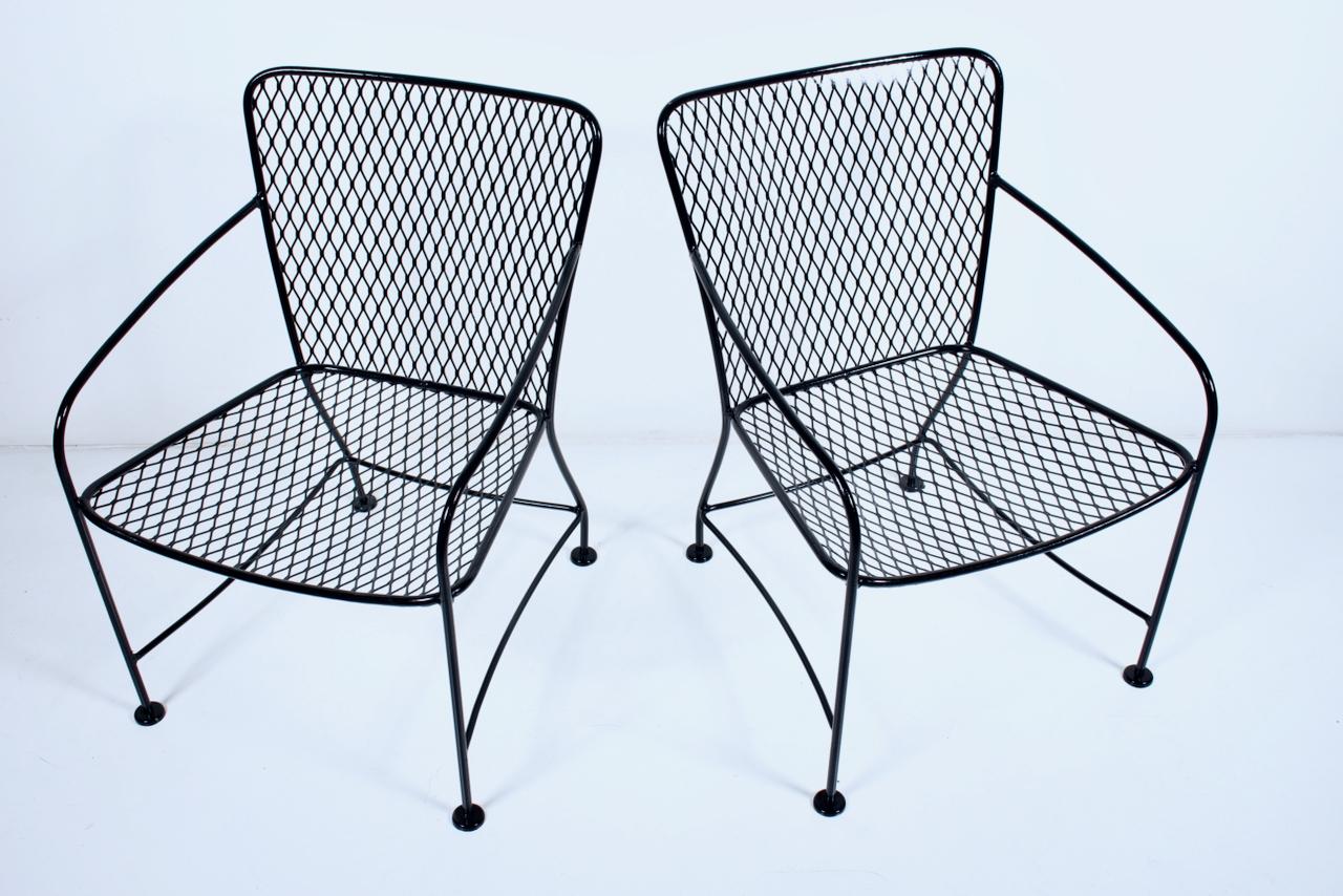 Pair of Russell Woodard Style Black Wrought Iron Lounge Chairs, 1960's For Sale 10