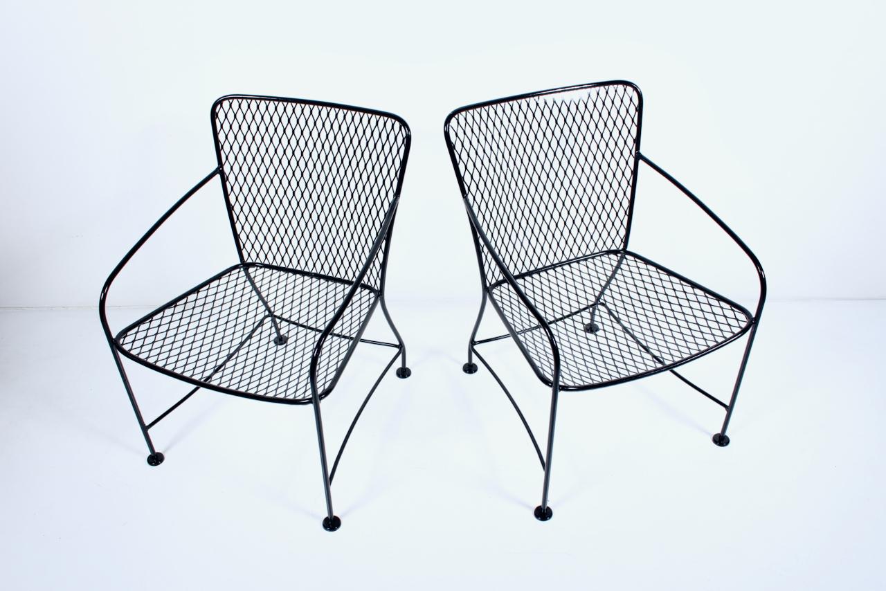 Enameled Pair of Russell Woodard Style Black Wrought Iron Lounge Chairs, 1960's For Sale