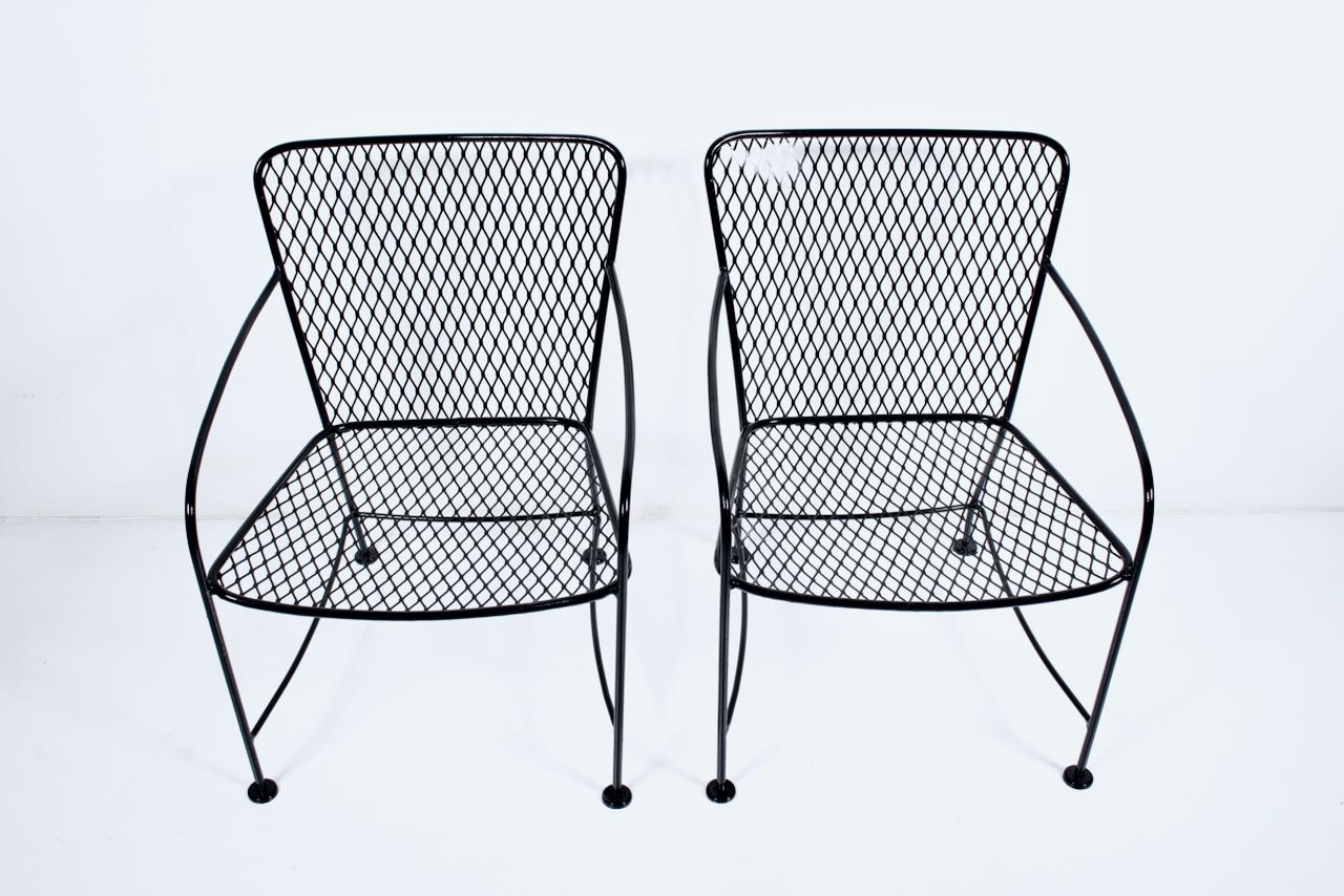 Pair of Russell Woodard Style Black Wrought Iron Lounge Chairs, 1960's For Sale 2