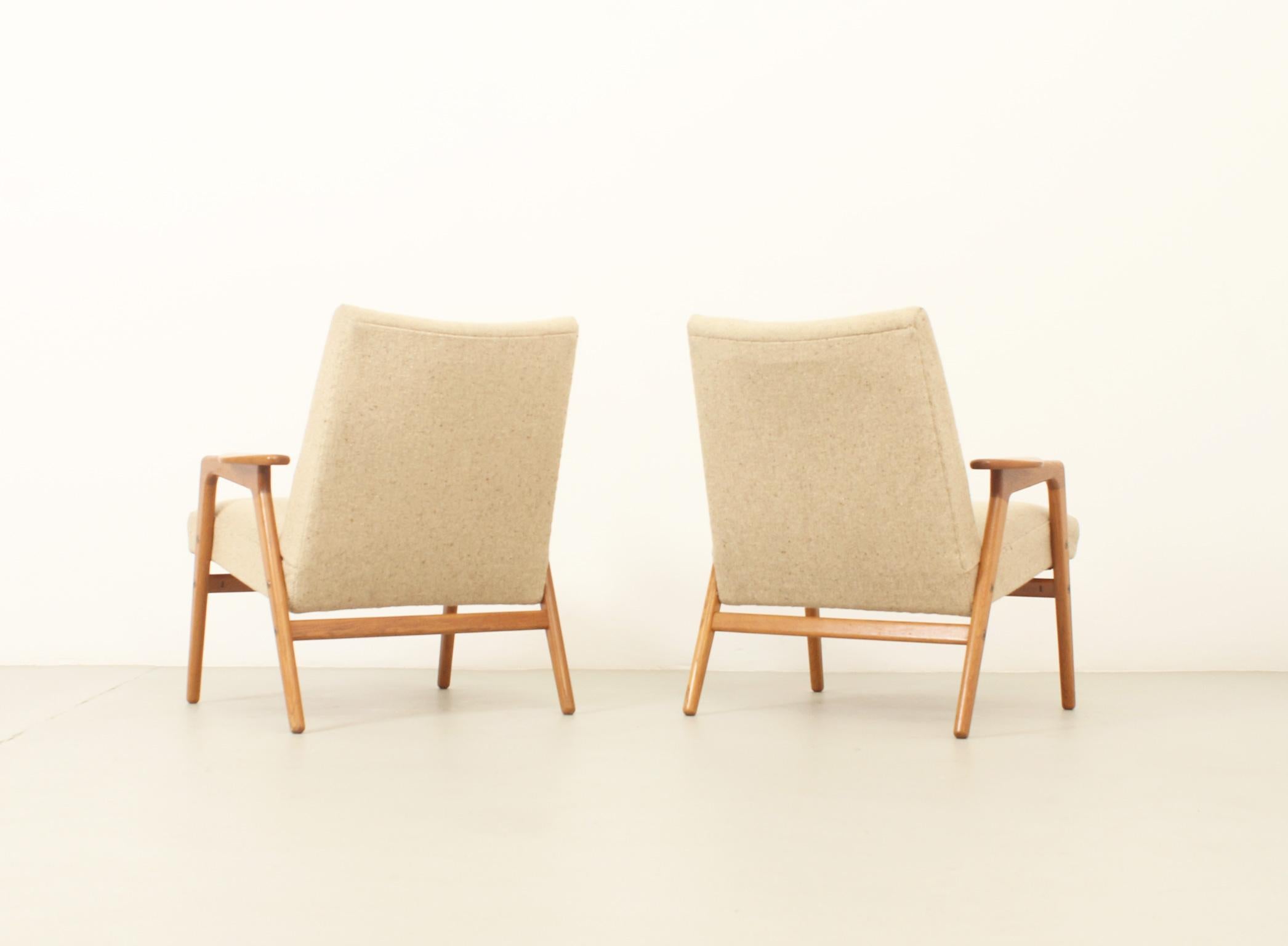 Pair of Ruster Armchairs by Yngve Ekström for Pastoe, 1960's For Sale 6
