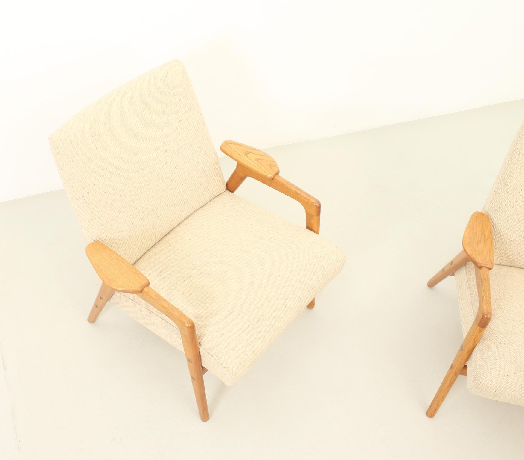Pair of Ruster Armchairs by Yngve Ekström for Pastoe, 1960's For Sale 1