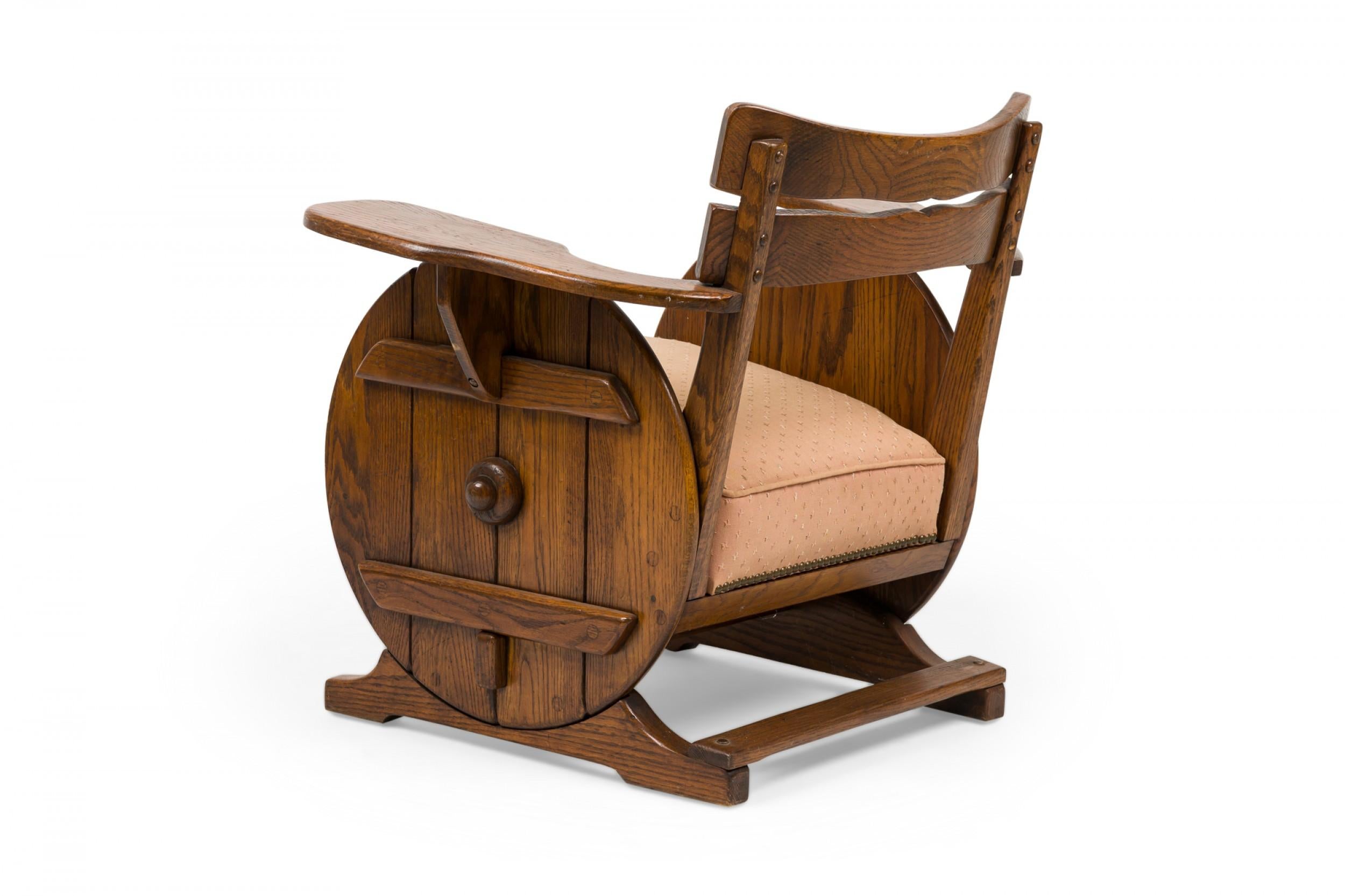 Paar rustikale Adirondack Beige gepolstert Holz Stühle im Zustand „Gut“ im Angebot in Queens, NY