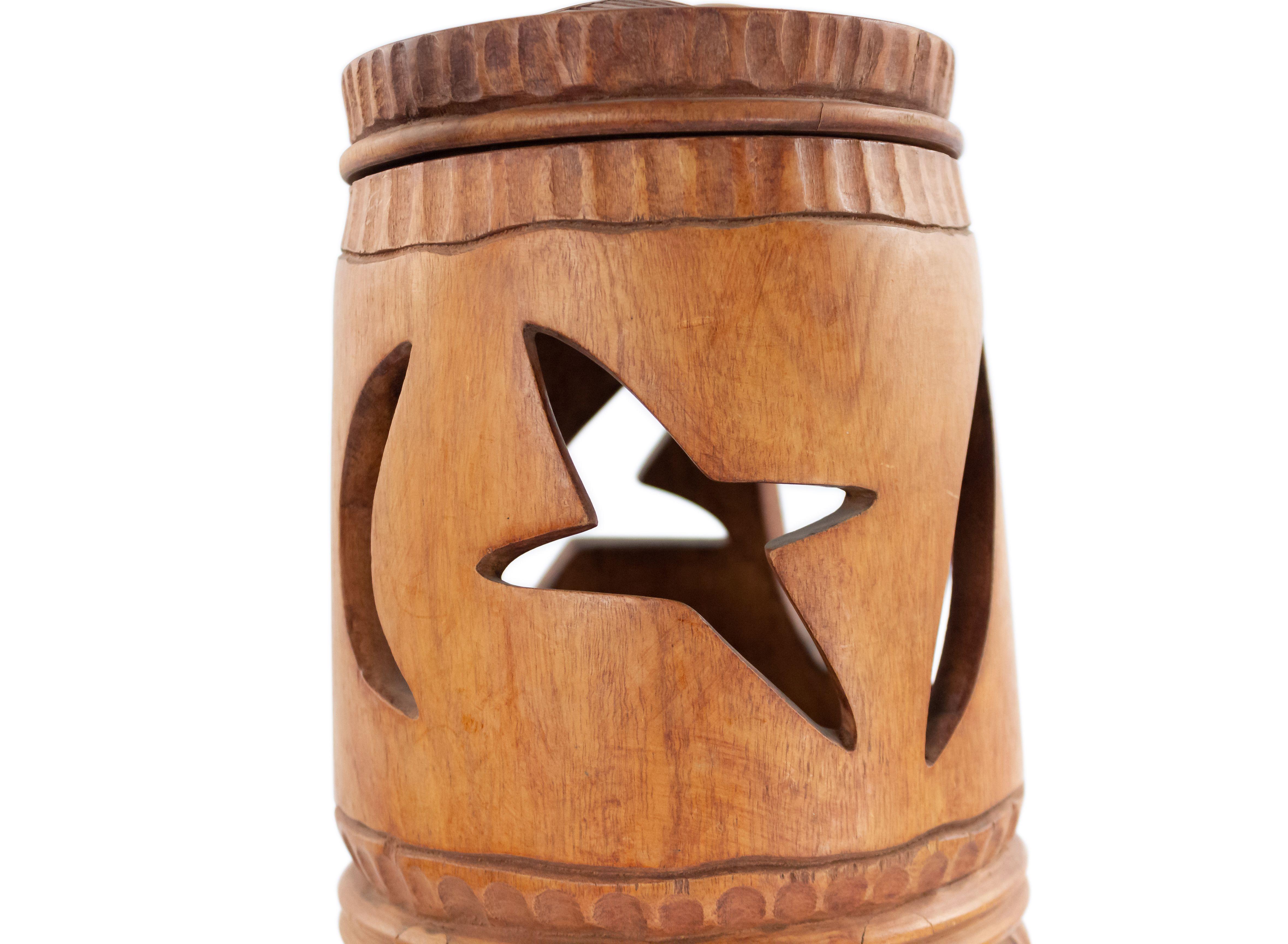 North American Pair of Rustic Adirondack Style Carved Wooden Table Lamps For Sale