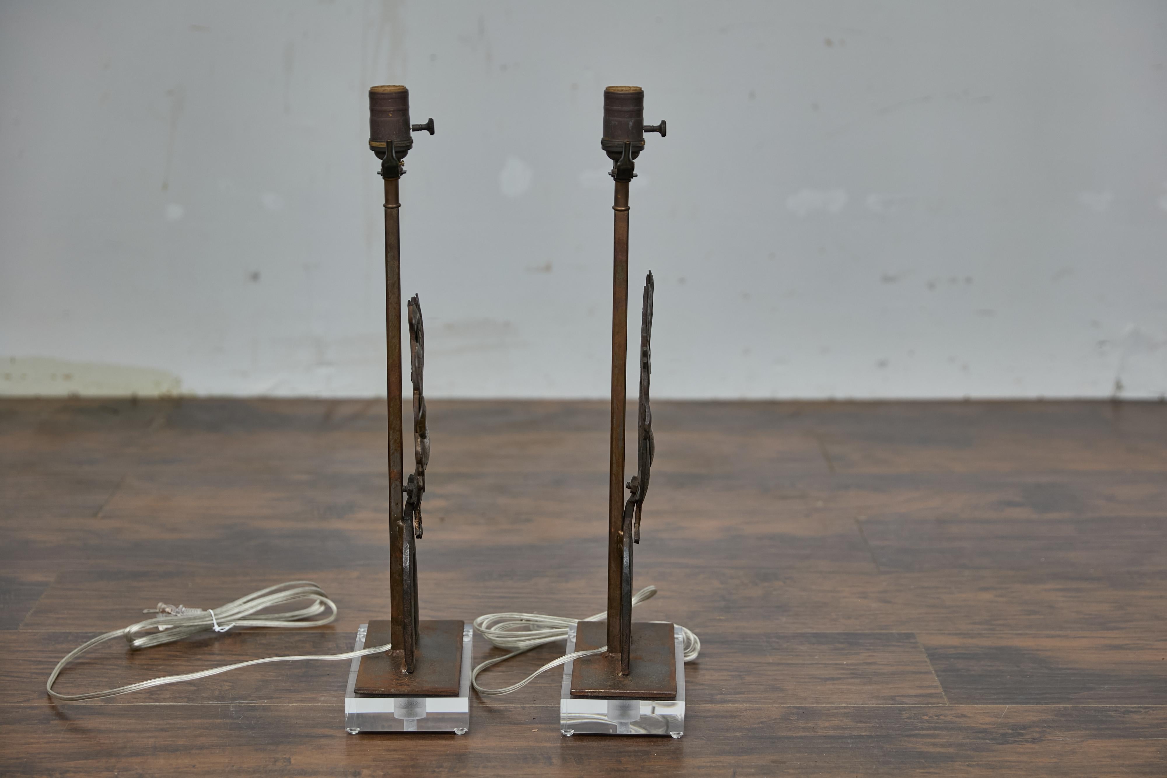 Pair of Rustic French Wrought Iron Rooster Table Lamps on Custom Lucite Bases For Sale 6
